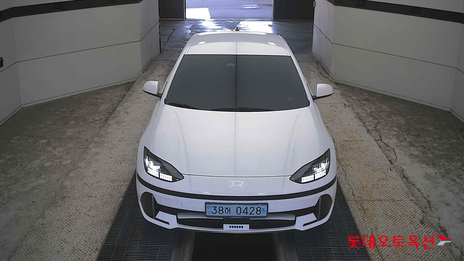 هيونداي أيونيك 2023