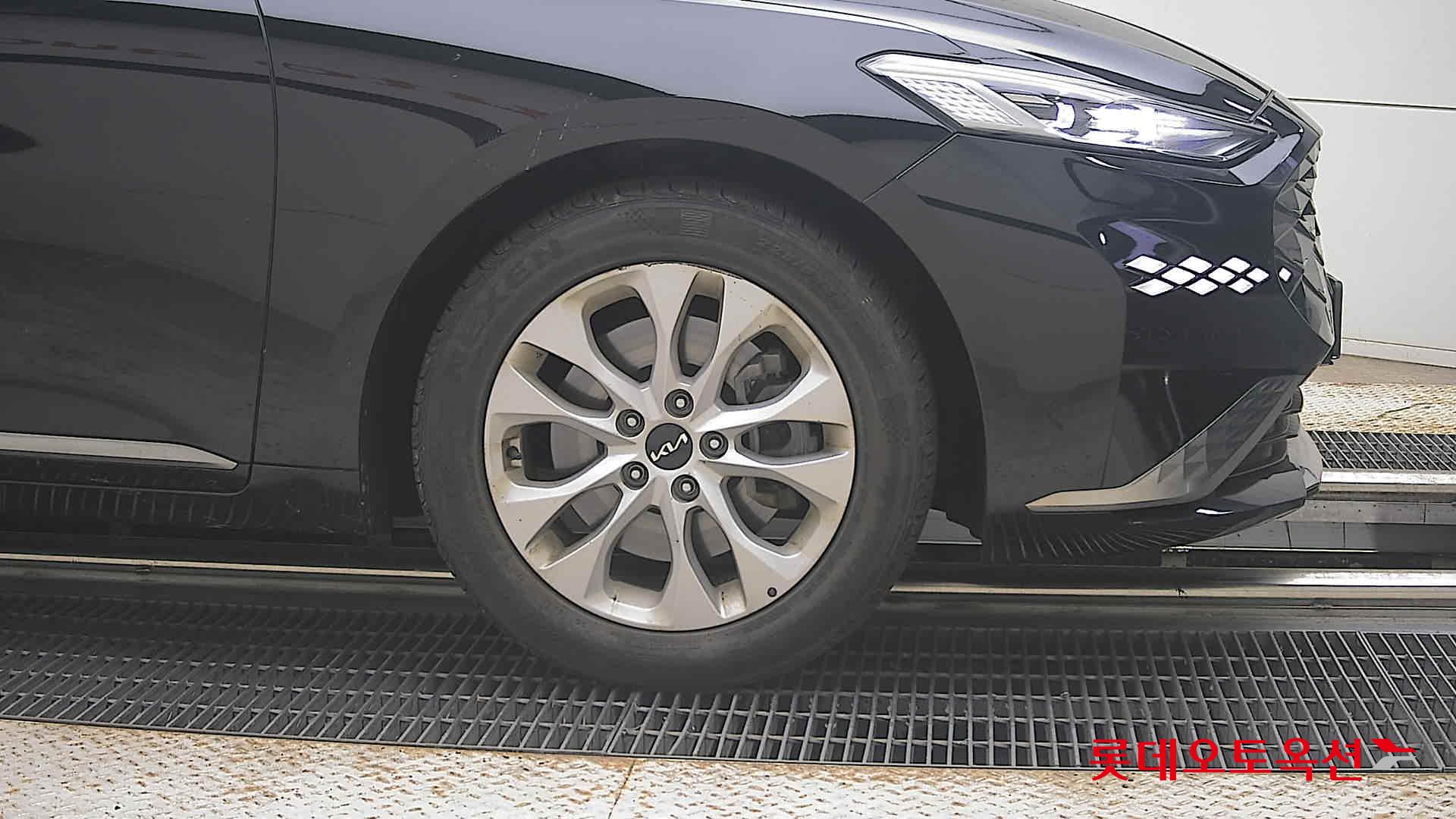 كيا كي 8 2022