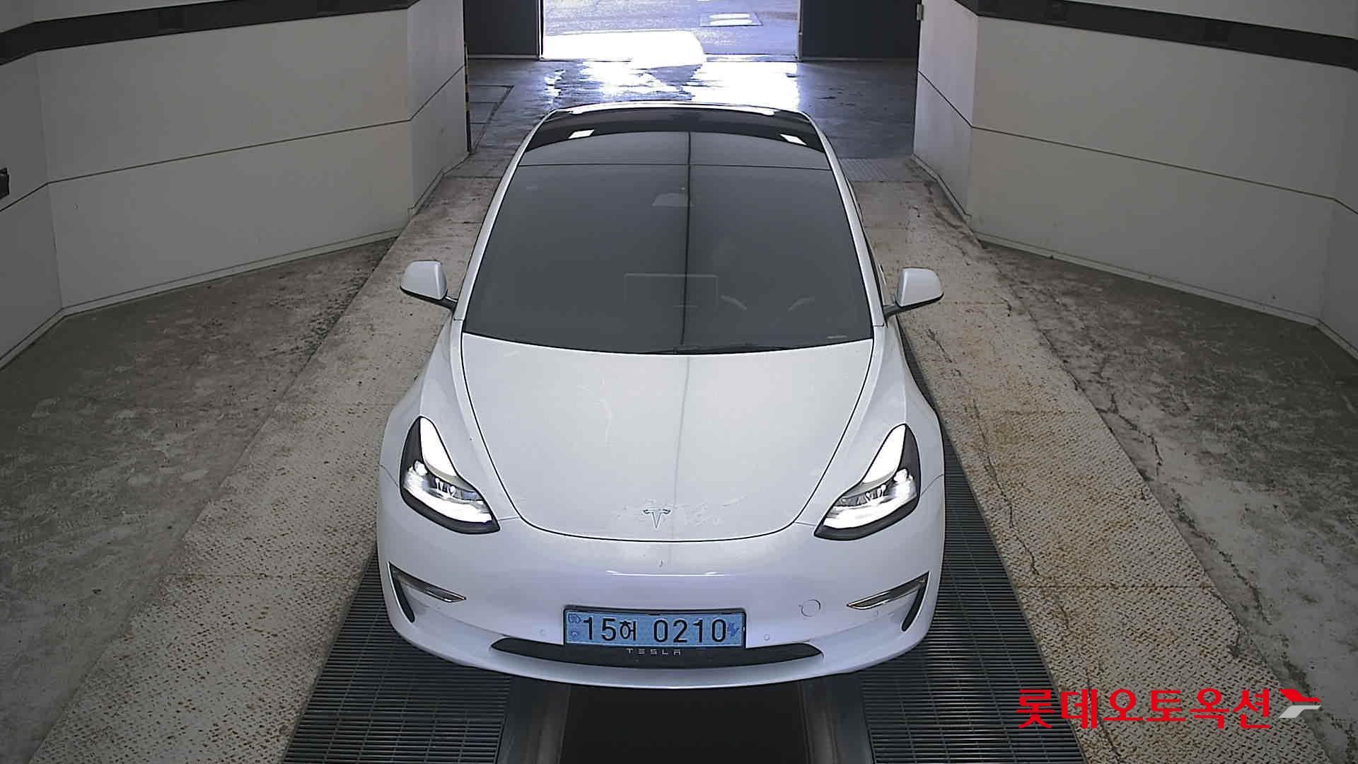تيسلا Model 3