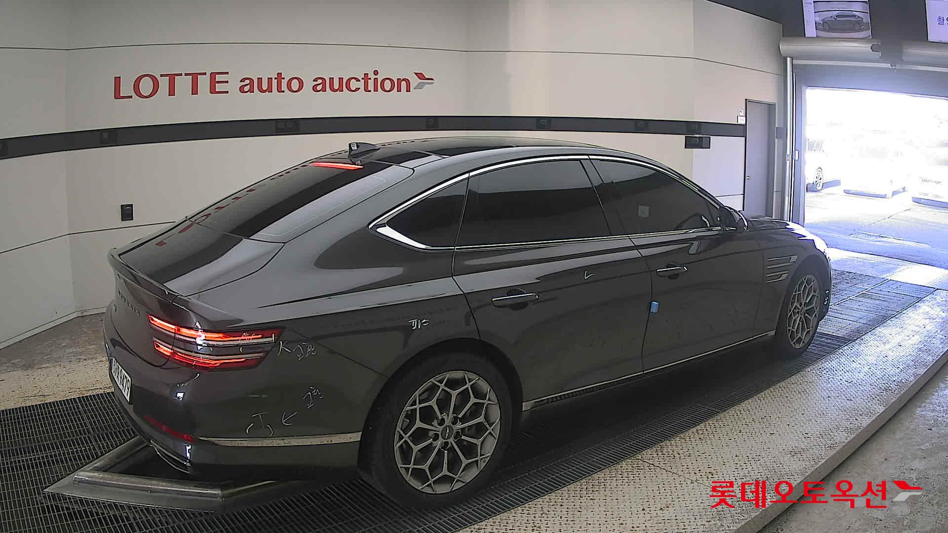 جينيسيس جي 80 2022 2.5T