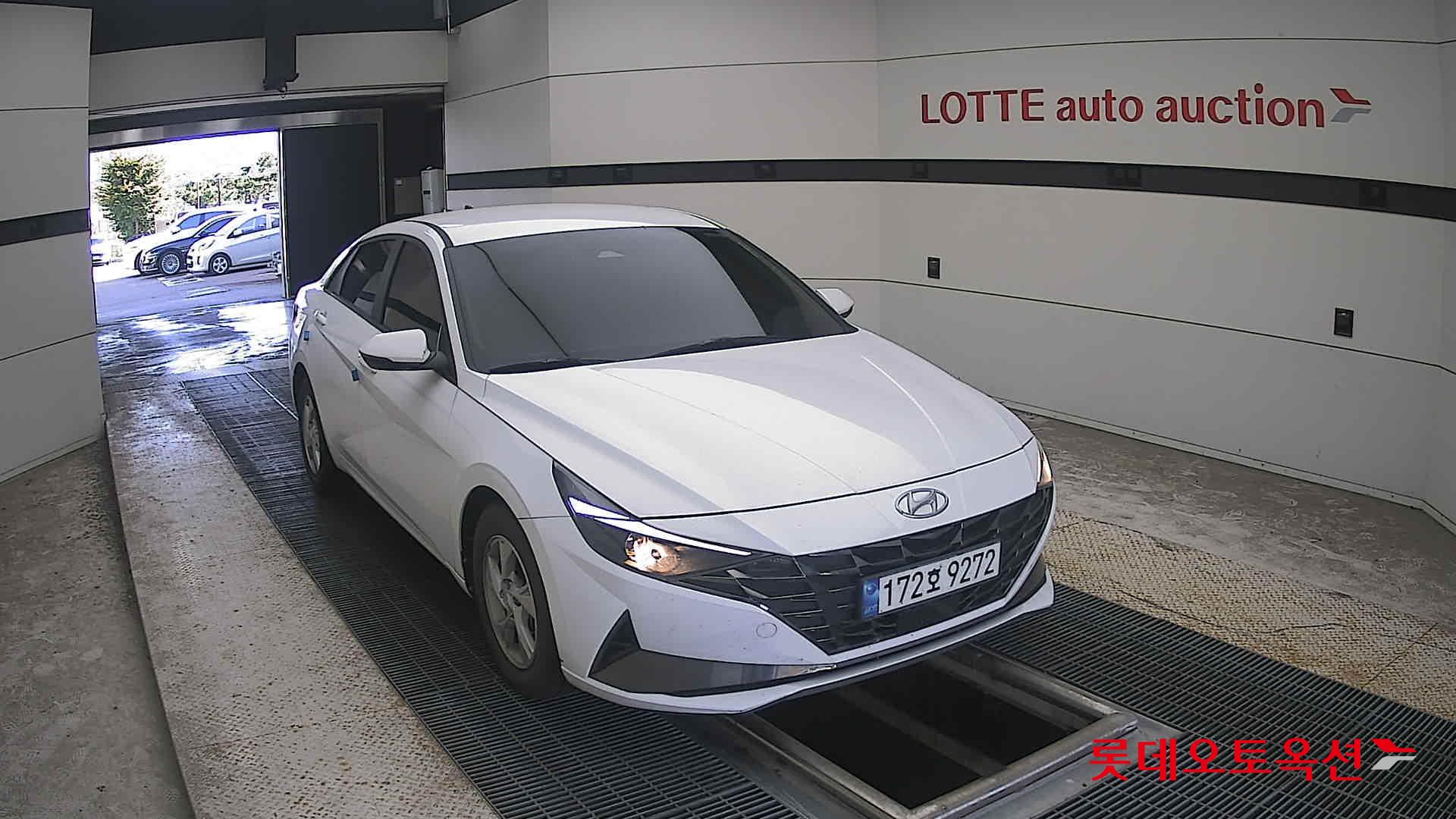 هيونداي أفانتي 2023 SMART