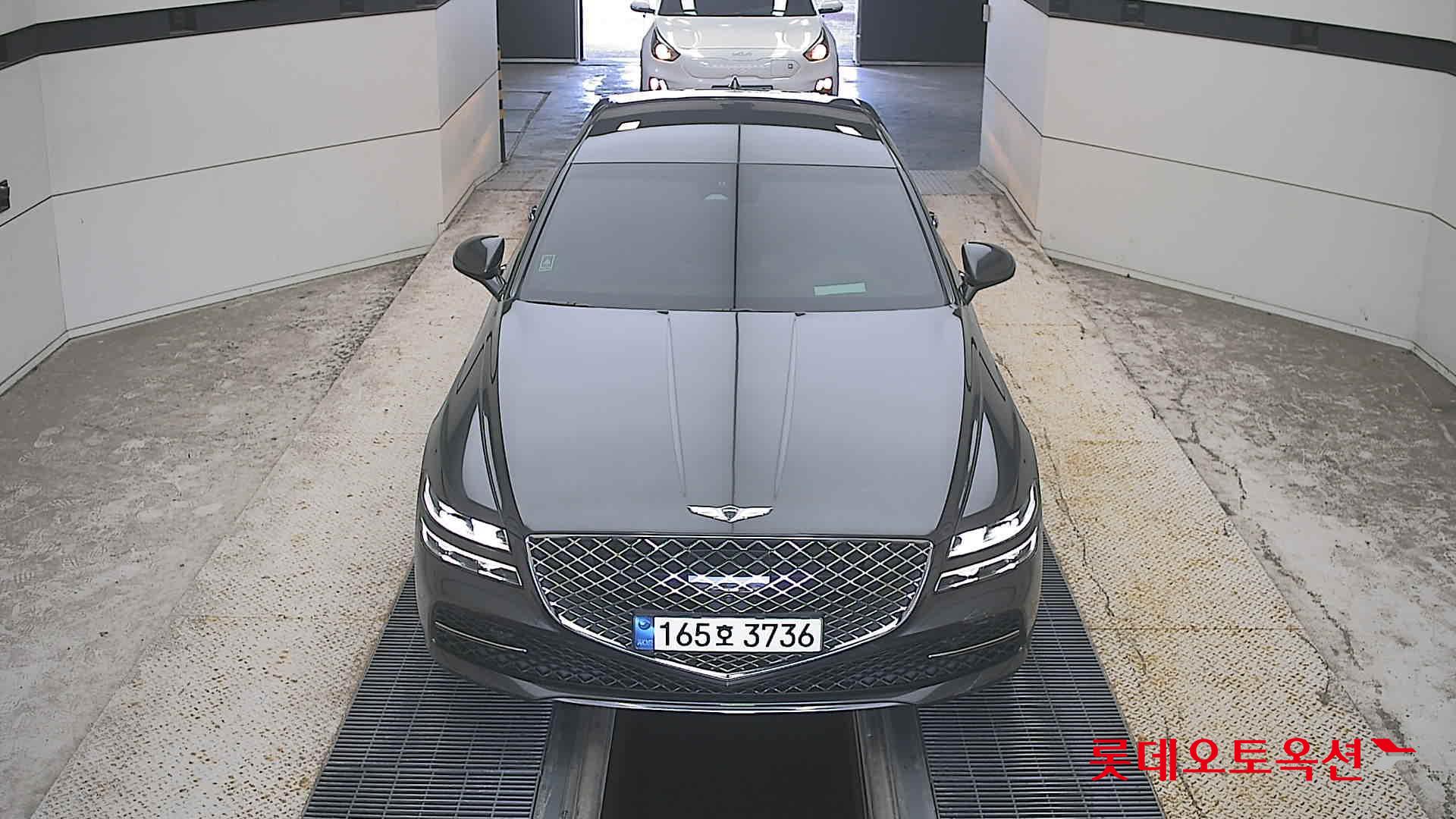 جينيسيس G80