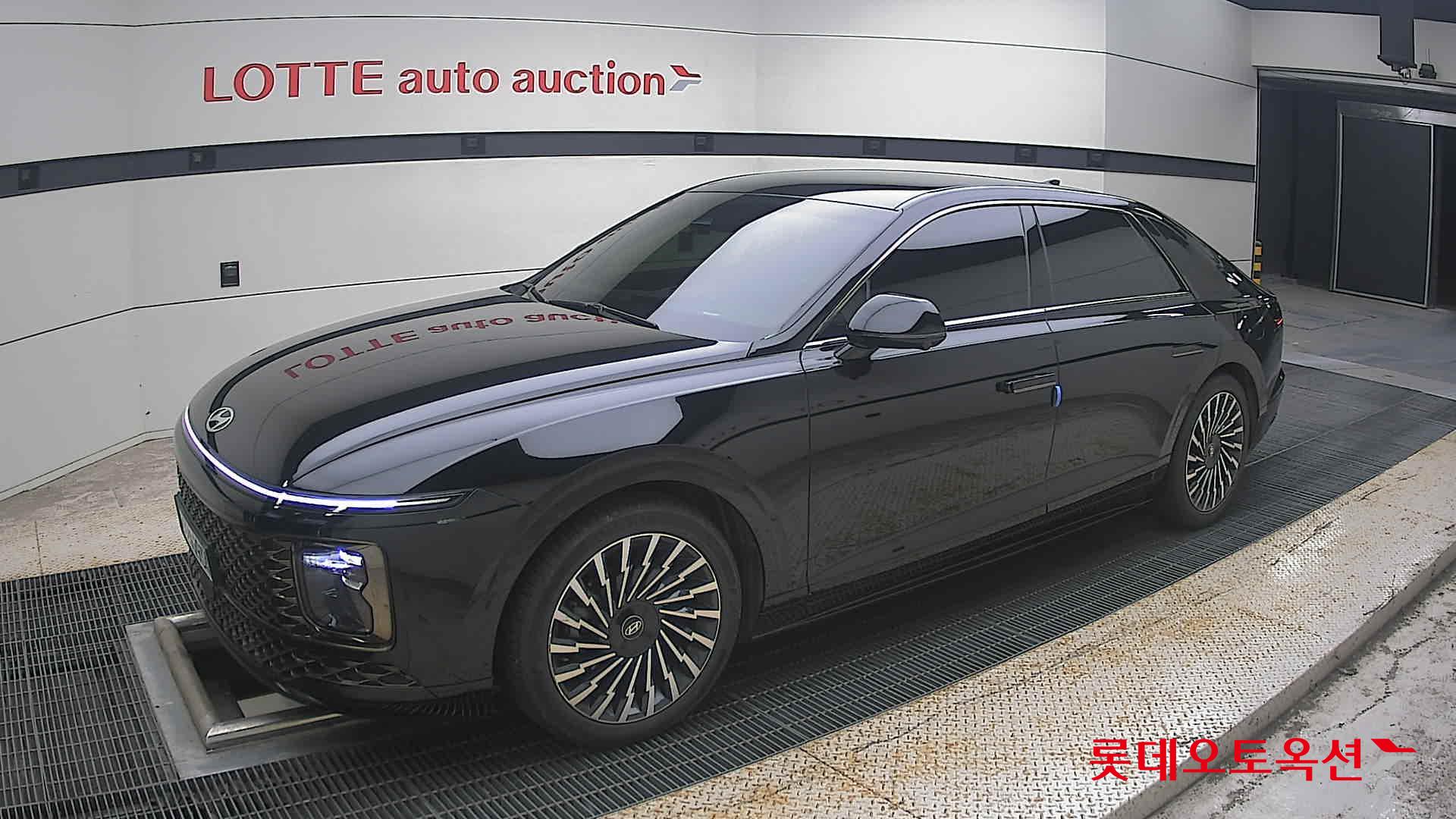 هيونداي جرانديور 2023 AT