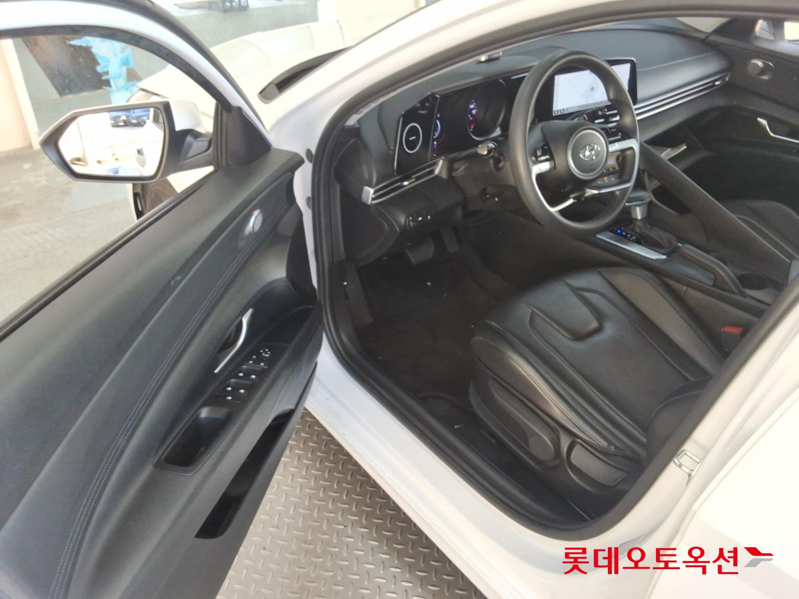 هيونداي أفانتي 2021 SMART
