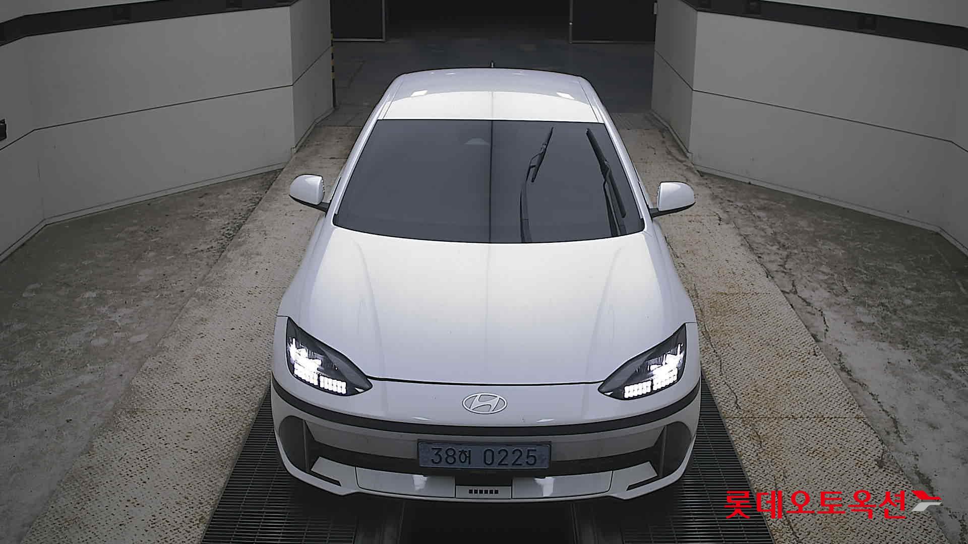 هيونداي أيونيك 2023