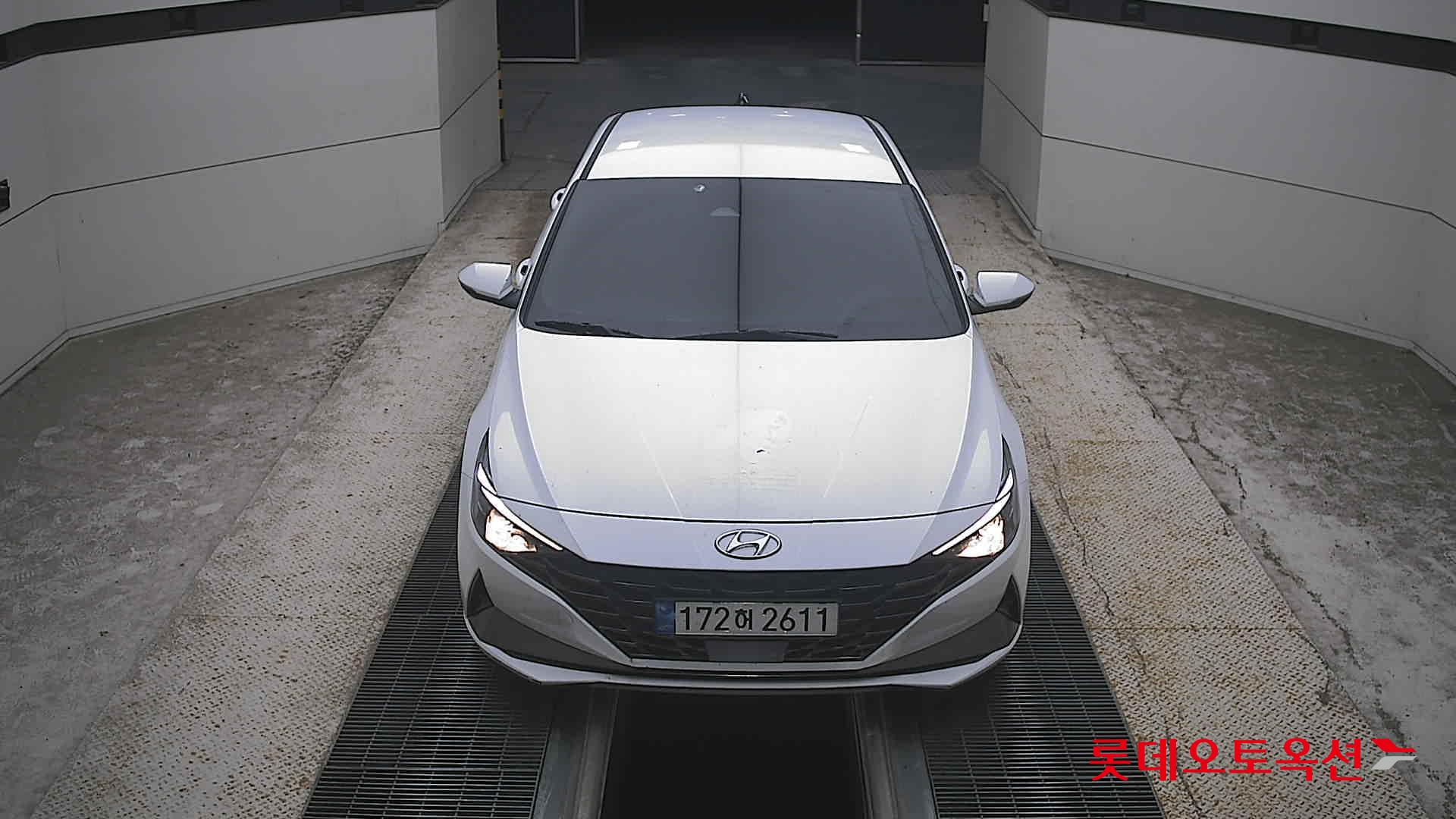 هيونداي أفانتي 2023 SMART