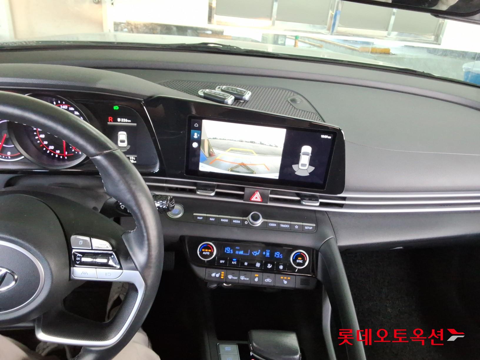 هيونداي أفانتي 2022 MODERN