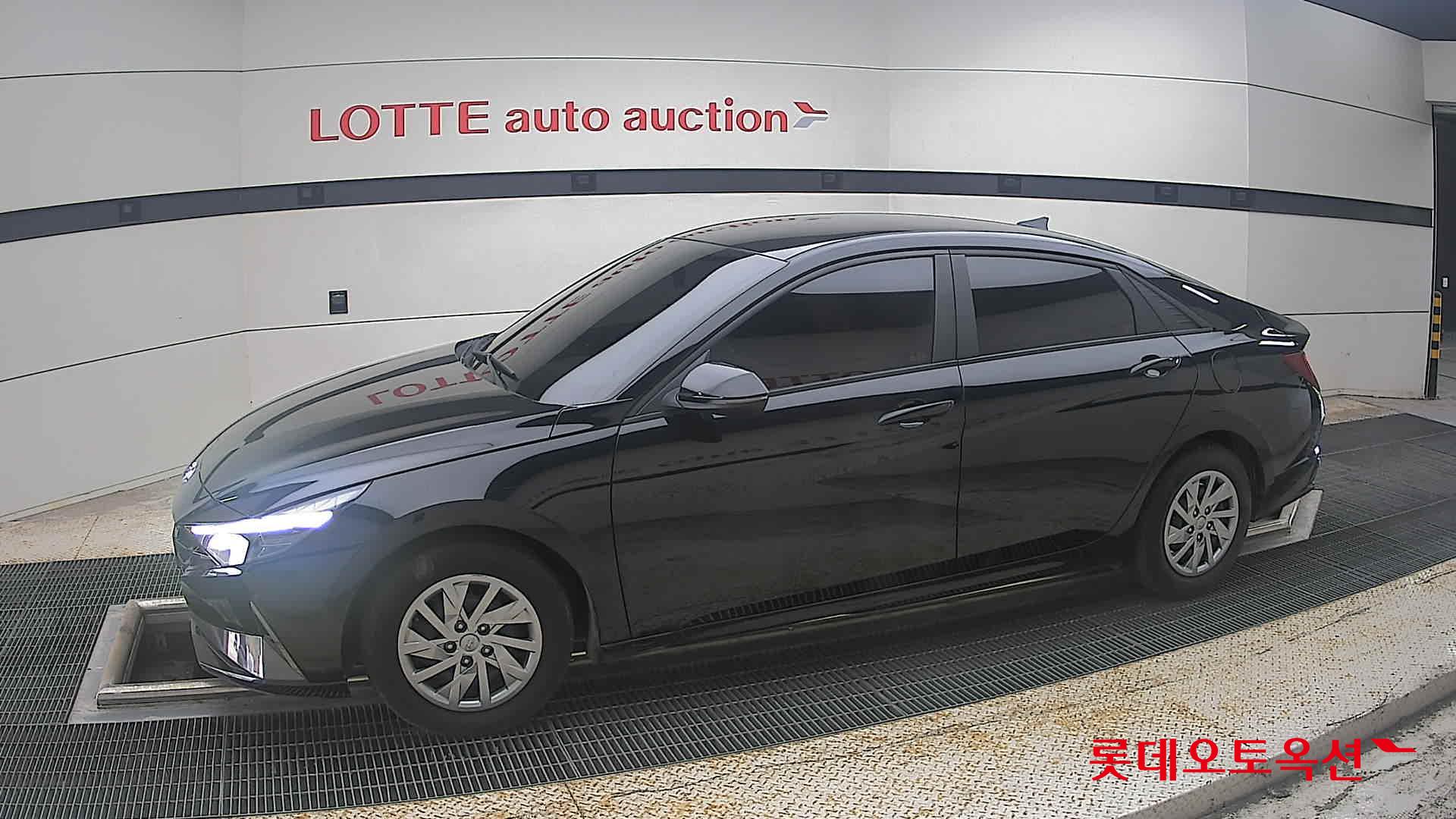 هيونداي أفانتي 2021 SMART