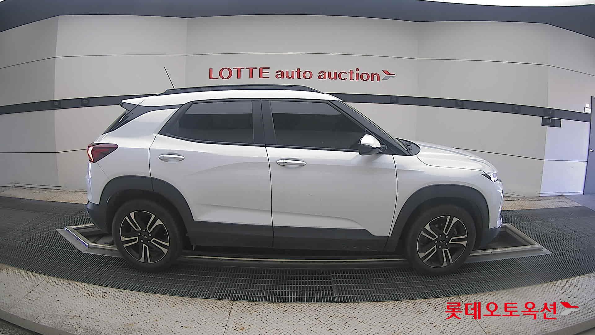 Korea G M TrailBlazer 1.35 Turbo FWD 2023 Snow White Pearl (optional) из Кореи, фото 3