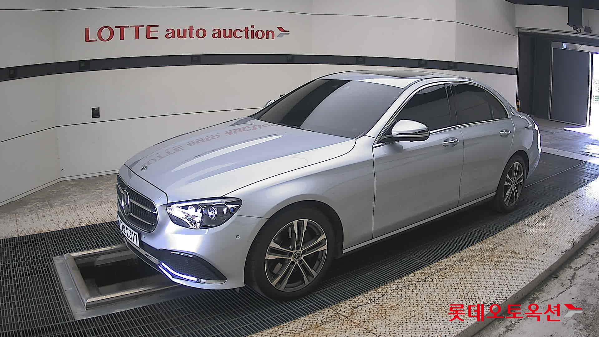 مرسيدس بنز E350 2022 4M