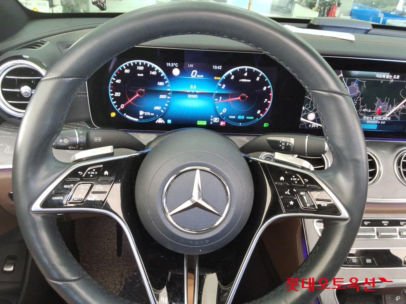 مرسيدس بنز E350 2022 4M