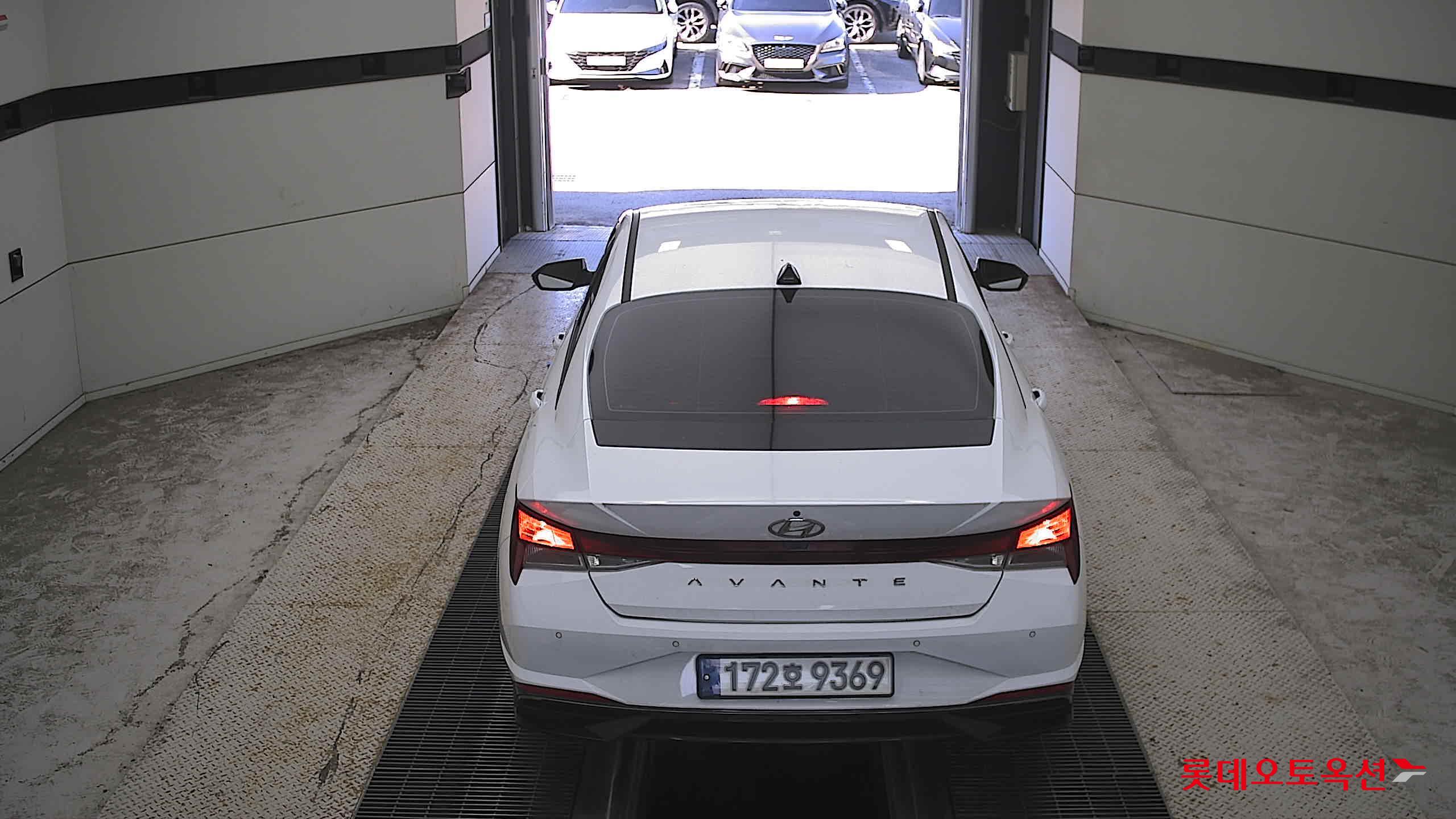 هيونداي أفانتي 2023 SMART