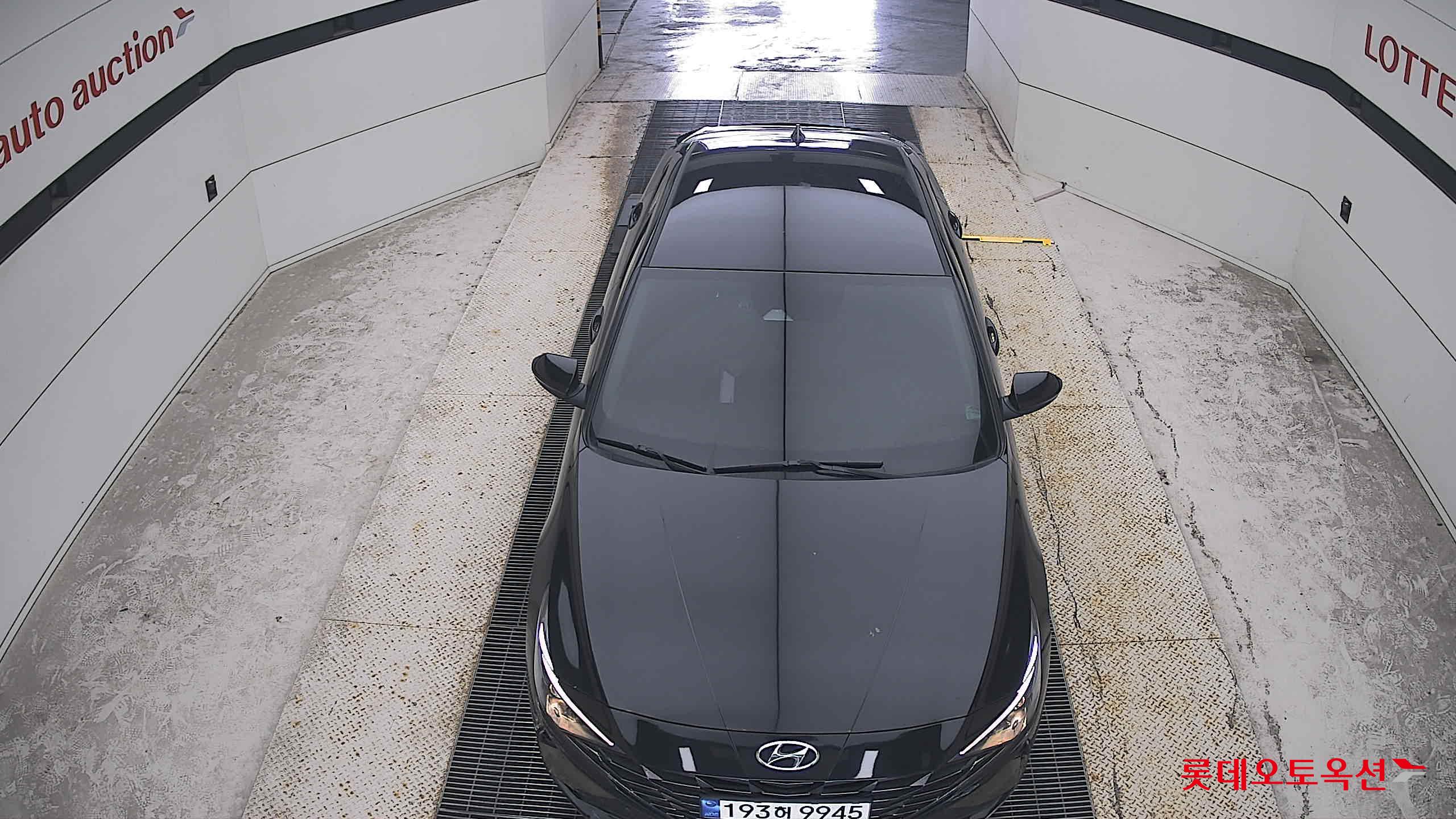 هيونداي أفانتي 2023 MODERN