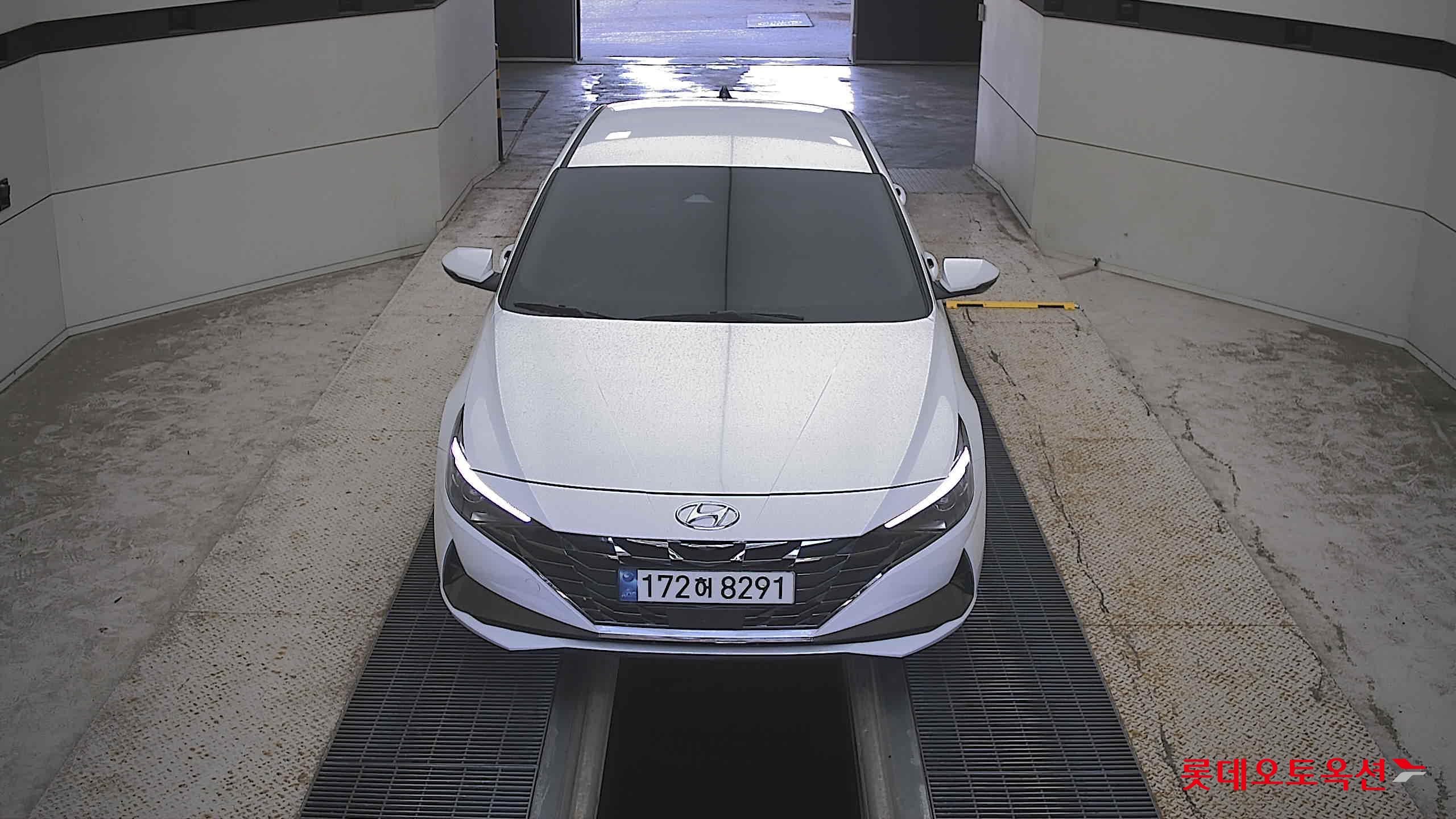 هيونداي أفانتي 2023 SMART