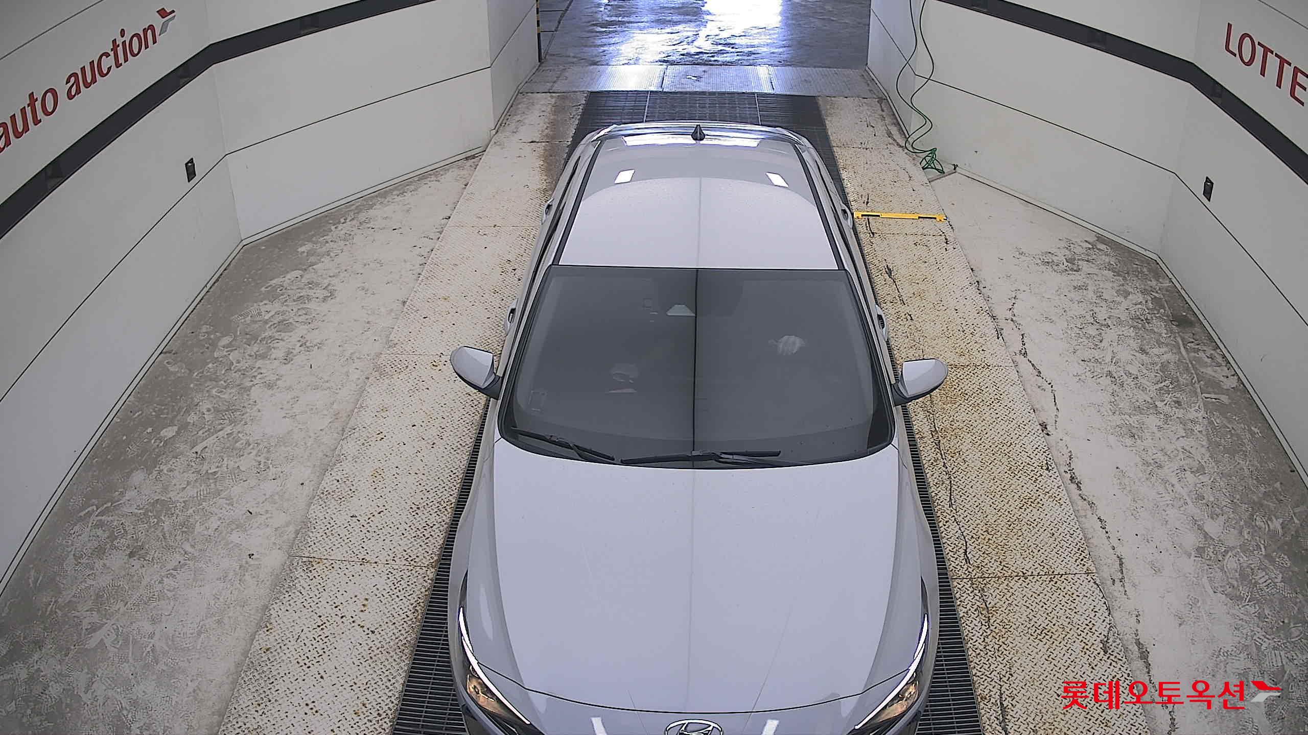هيونداي أفانتي 2023 MODERN