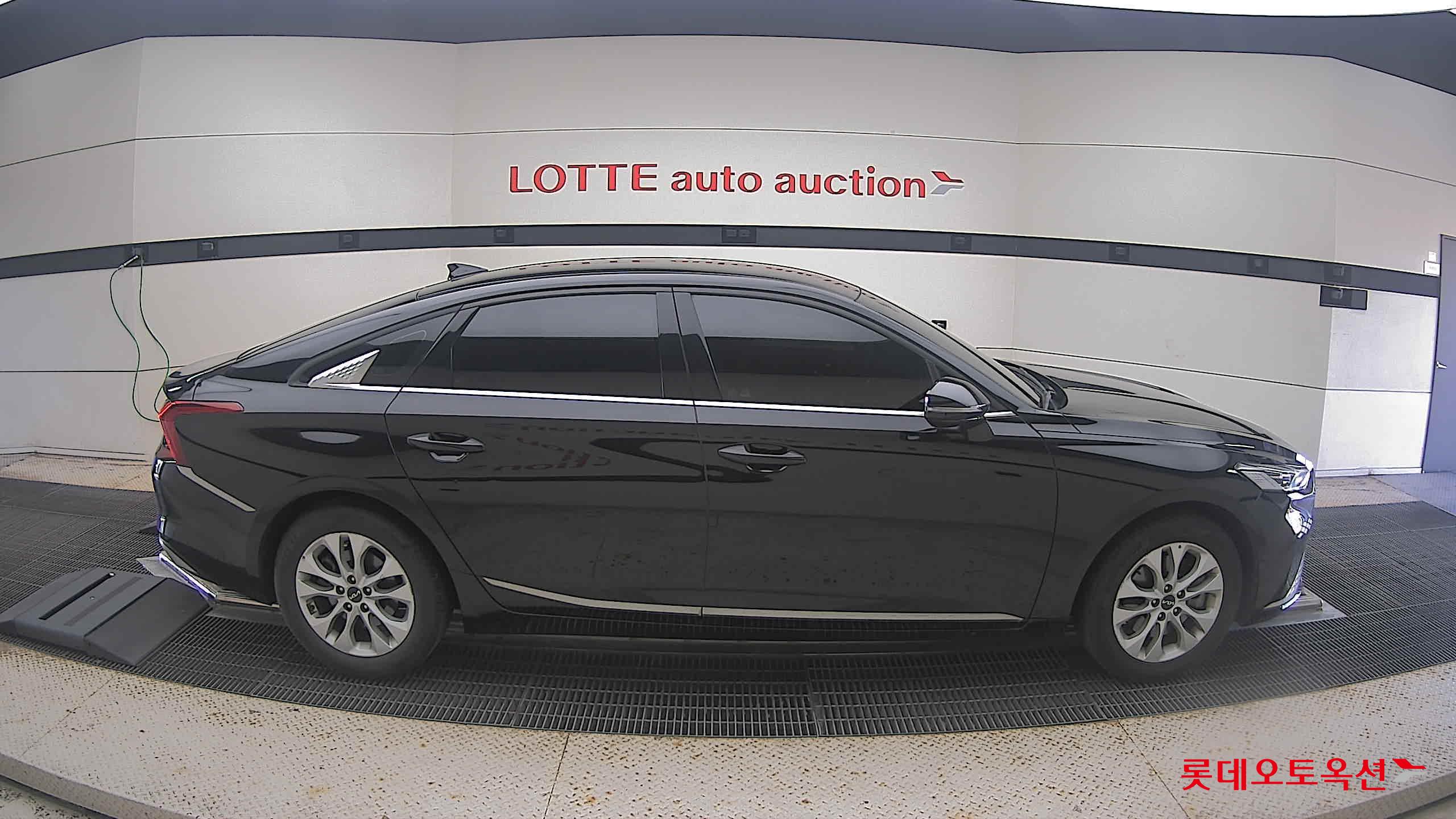 كيا كي 8 2023
