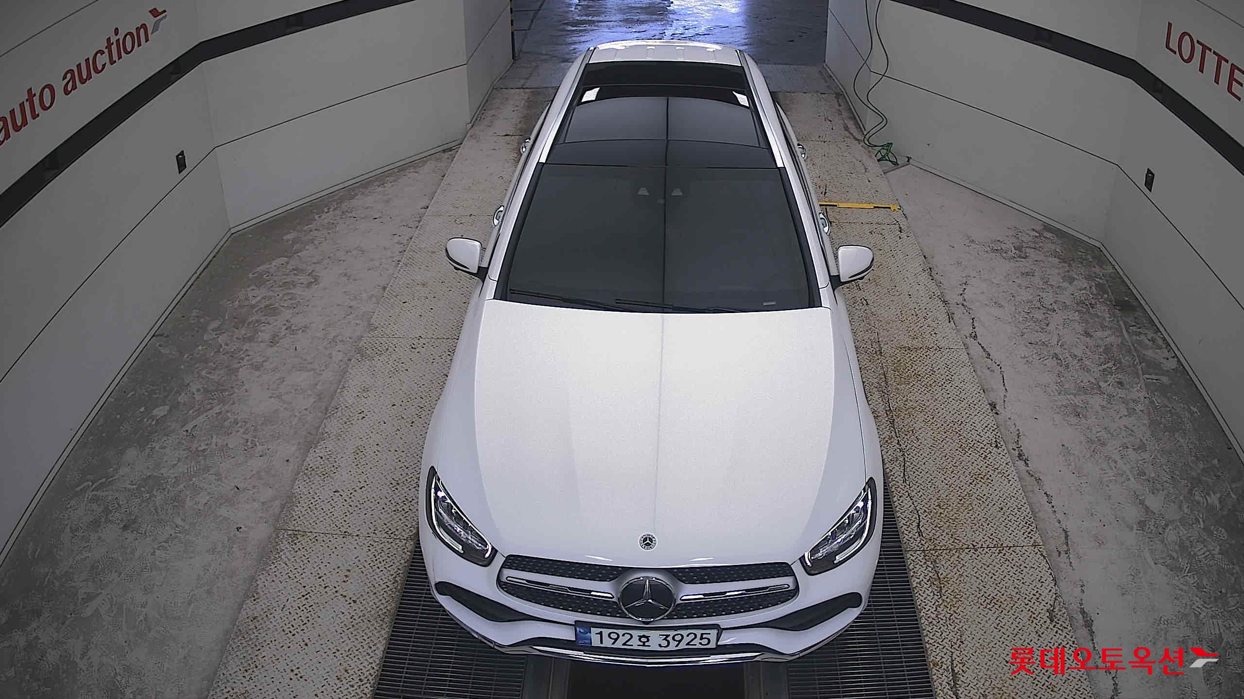 مرسيدس بنز Glc300 2022 4M بريميوم