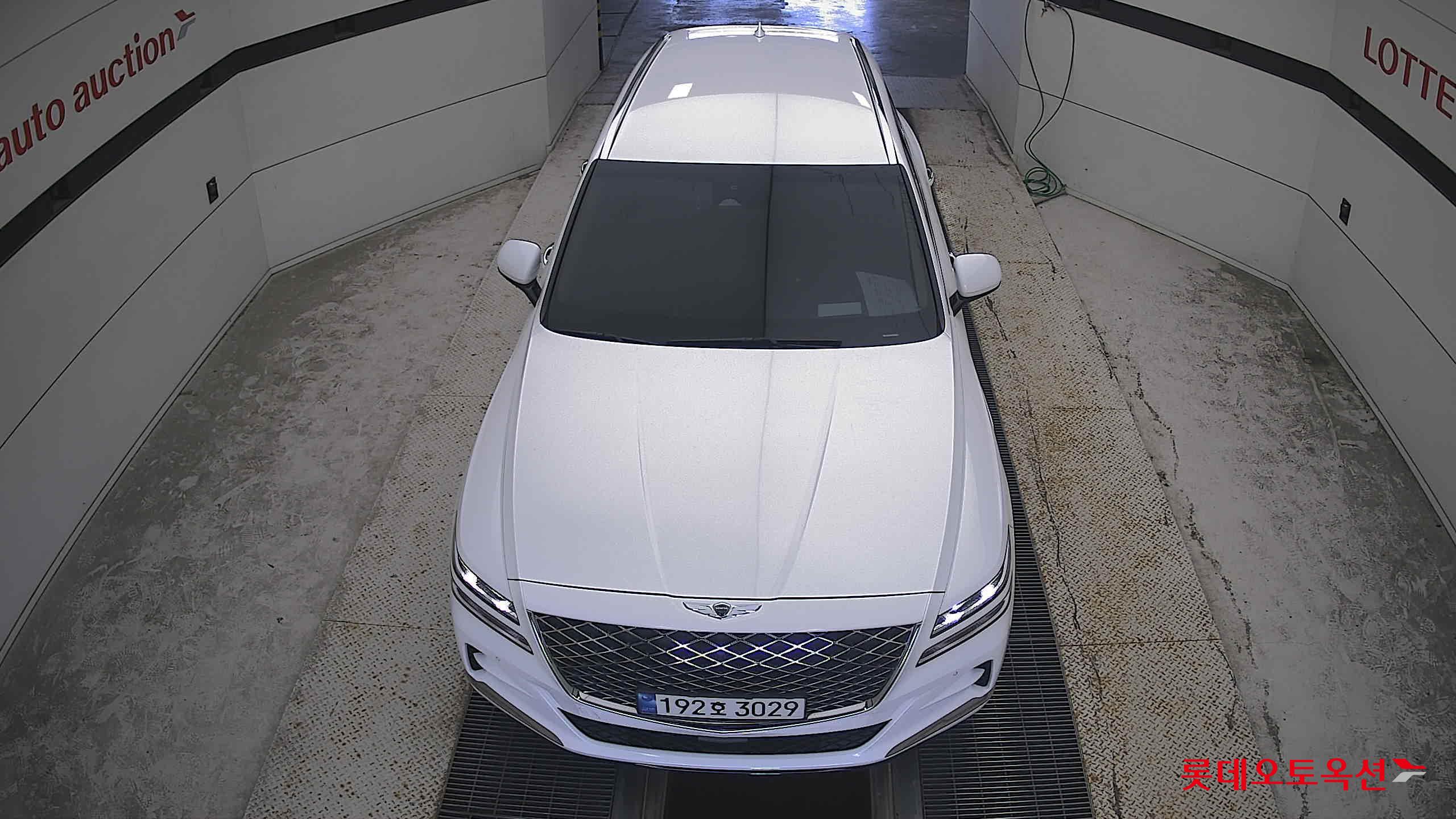 جينيسيس جي في 80 2022