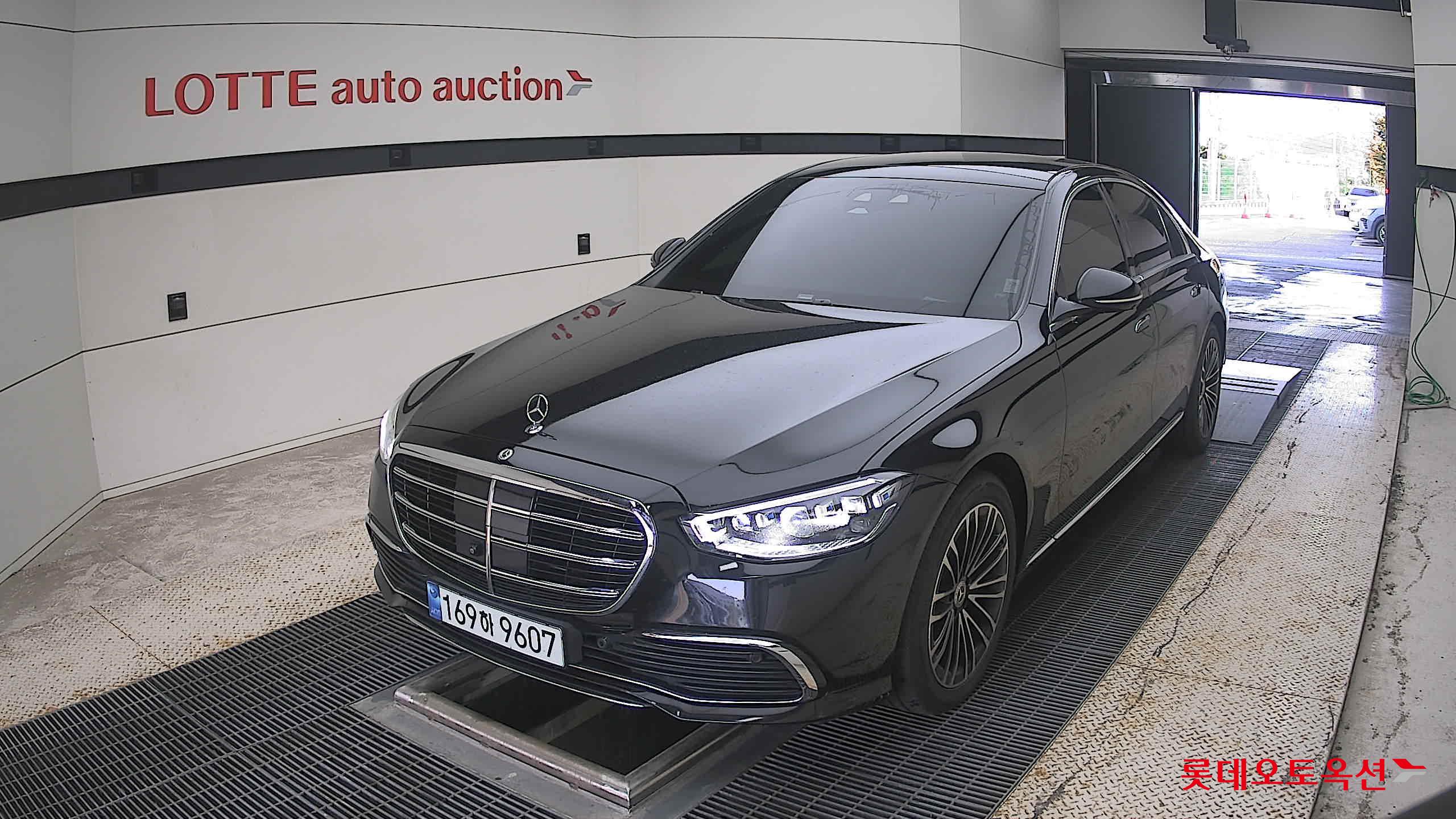 مرسيدس بنز S350 2022