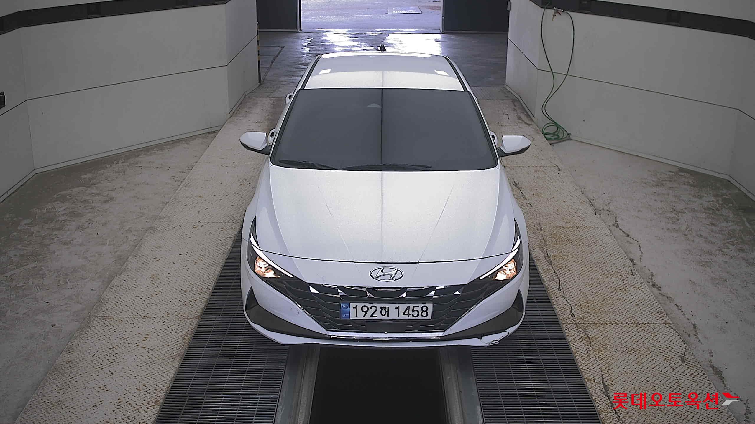 هيونداي أفانتي 2023 SMART