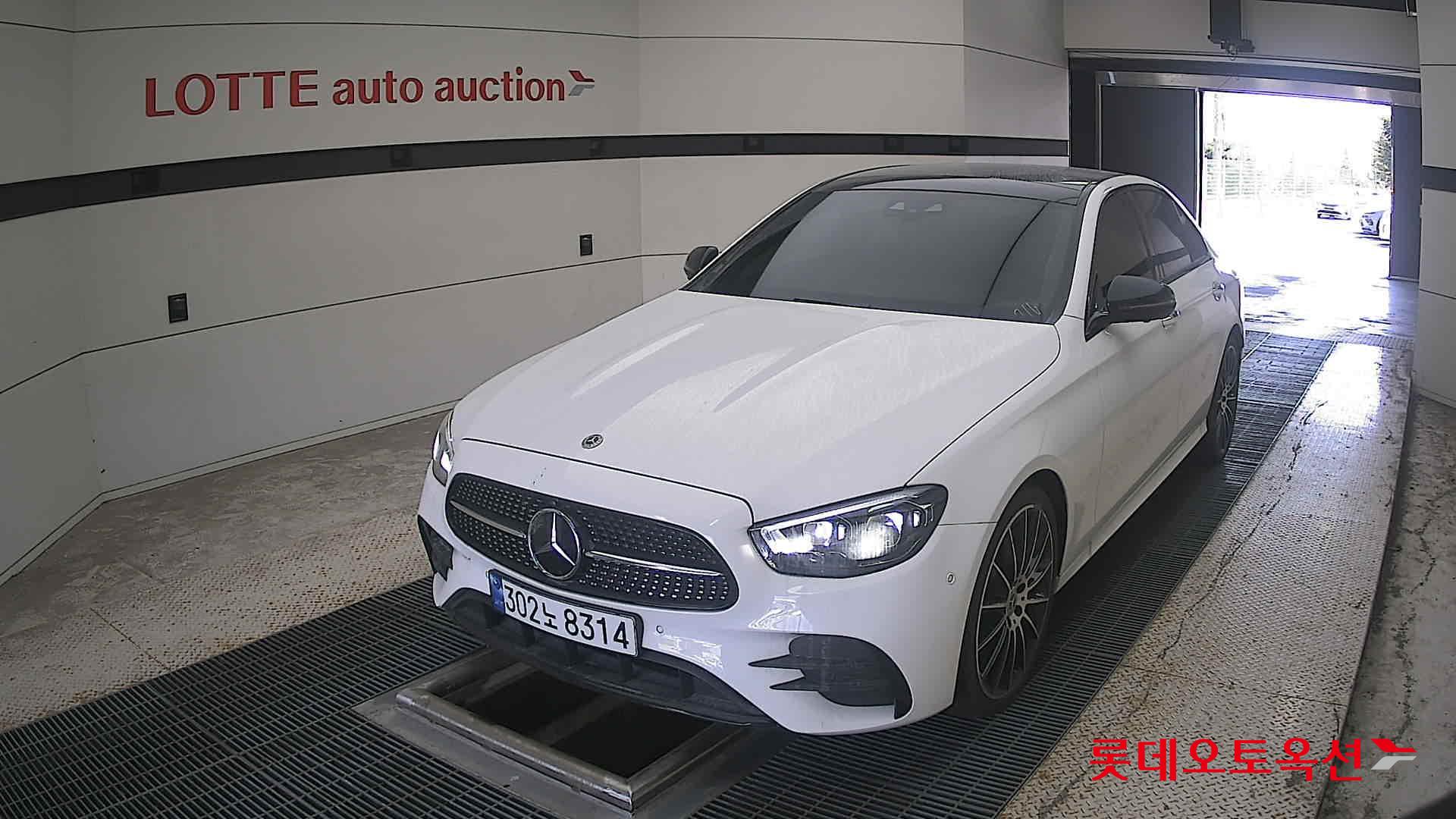 مرسيدس بنز E350 2023 4M LINE
