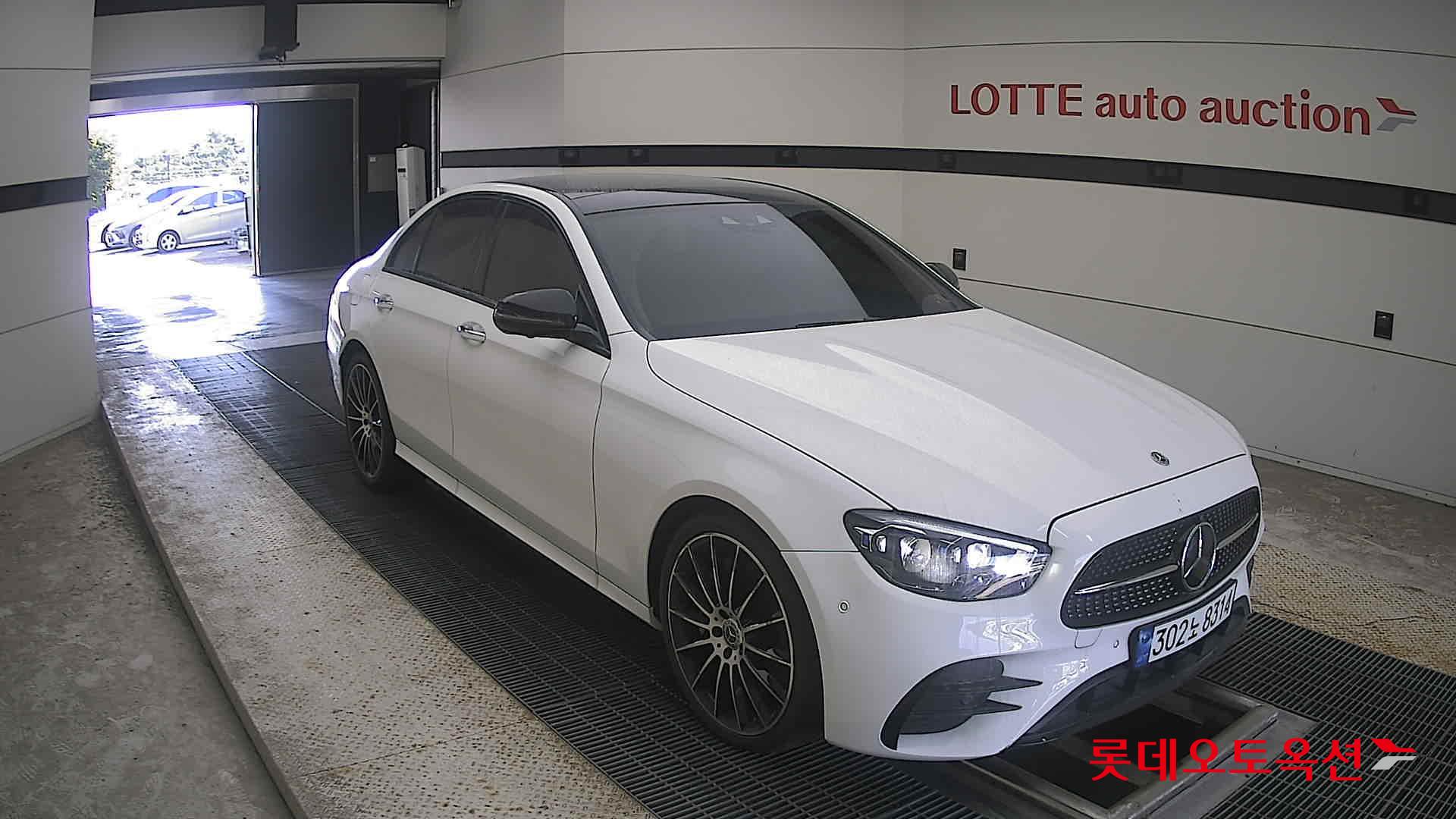 مرسيدس بنز E350 2023 4M LINE