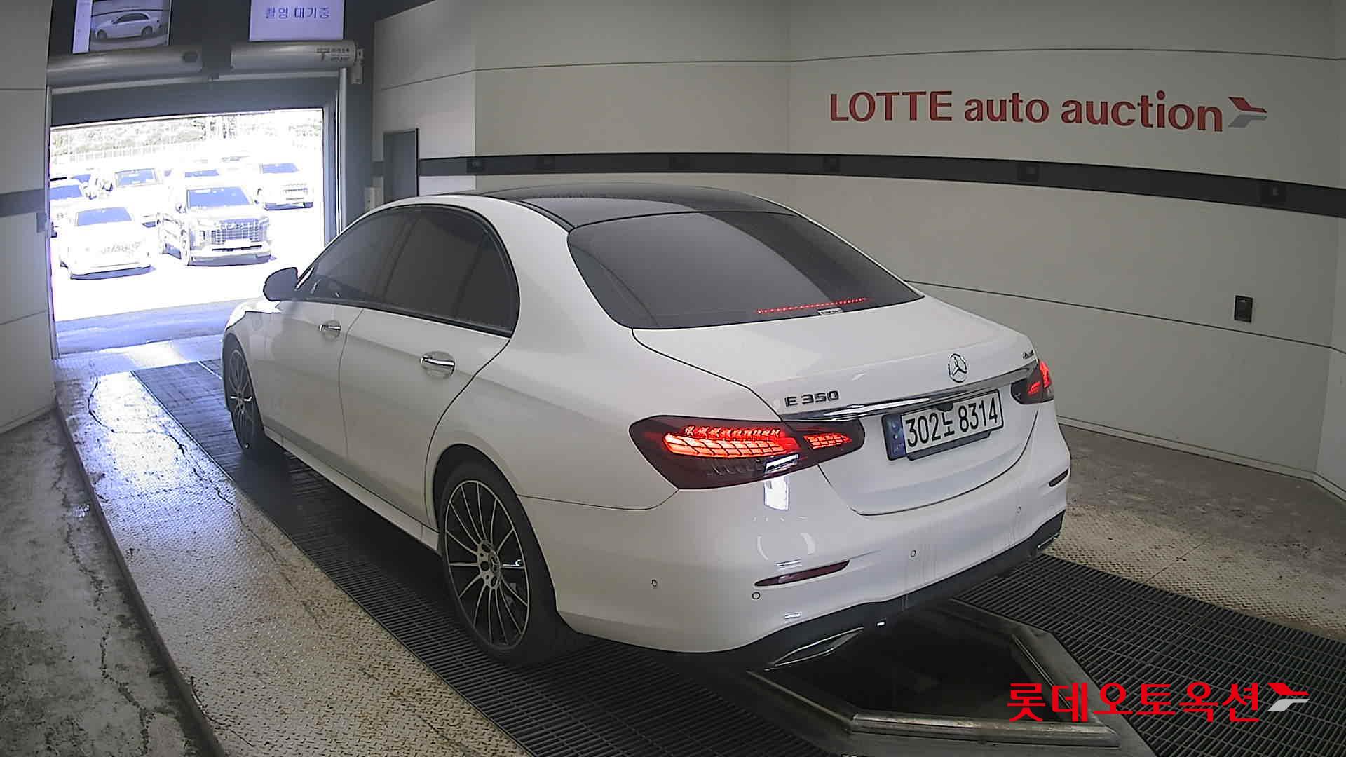 مرسيدس بنز E350 2023 4M LINE