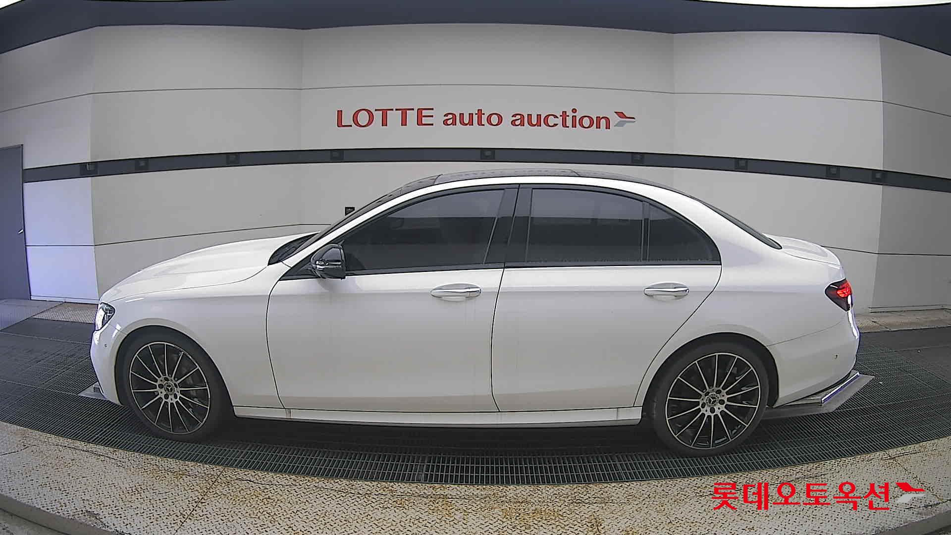 مرسيدس بنز E350 2023 4M LINE