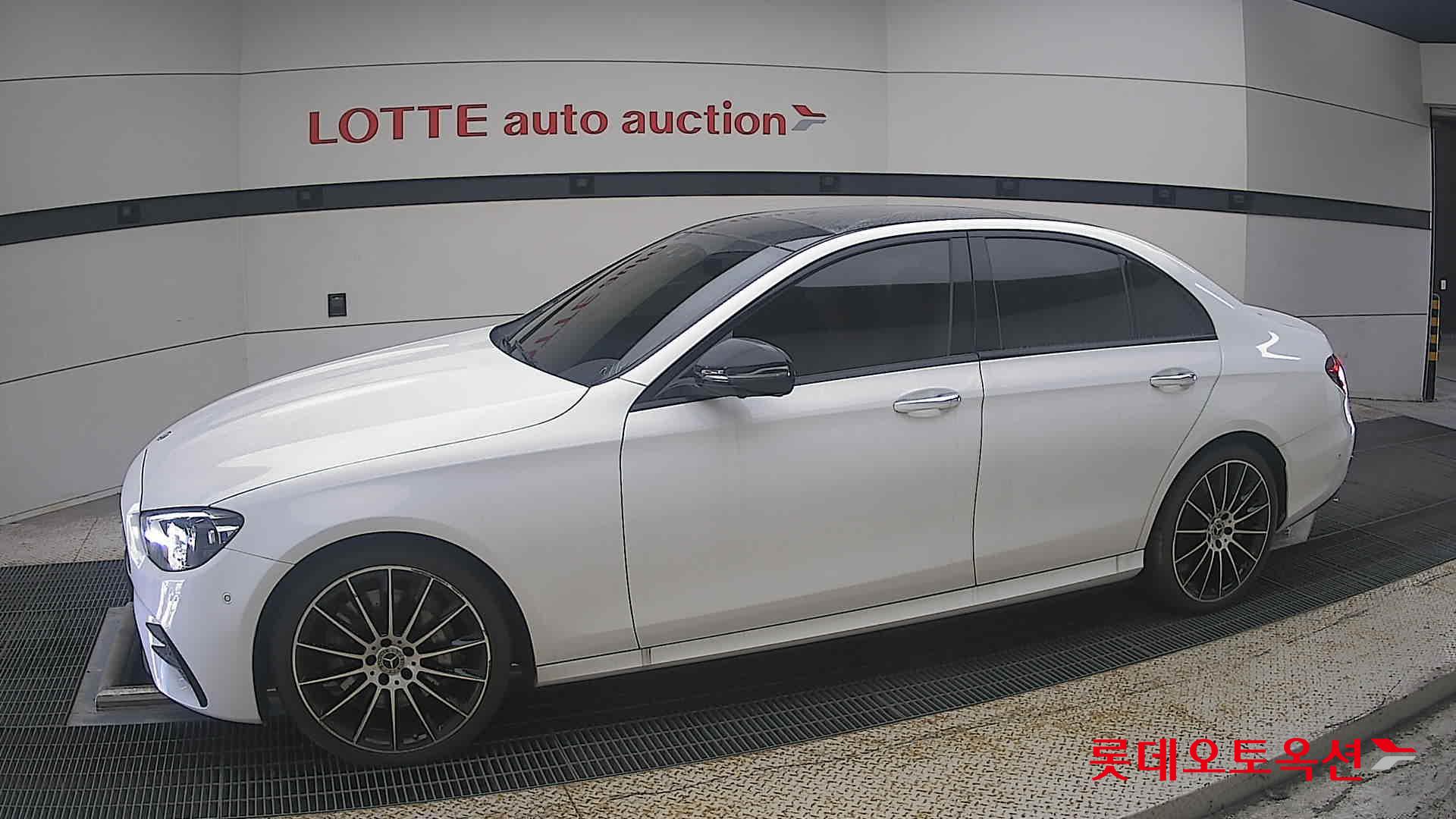 مرسيدس بنز E350 2023 4M LINE