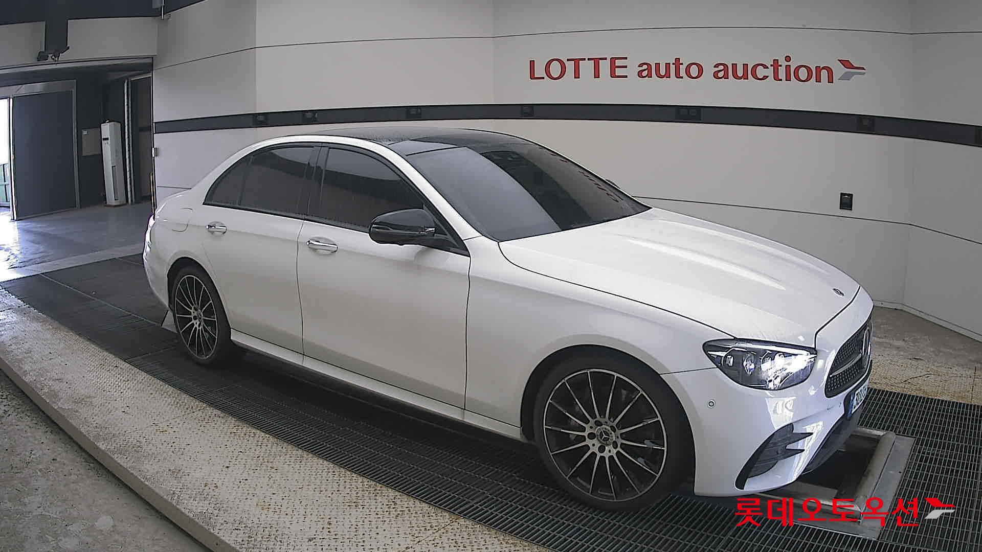 مرسيدس بنز E350 2023 4M LINE