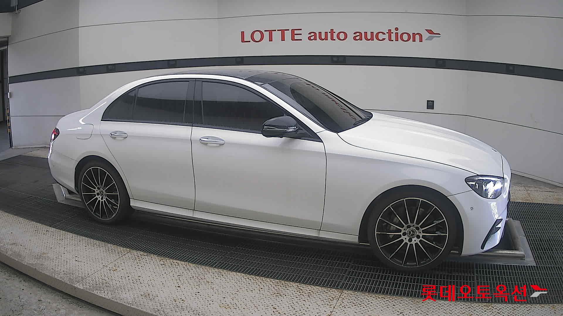 مرسيدس بنز E350 2023 4M LINE