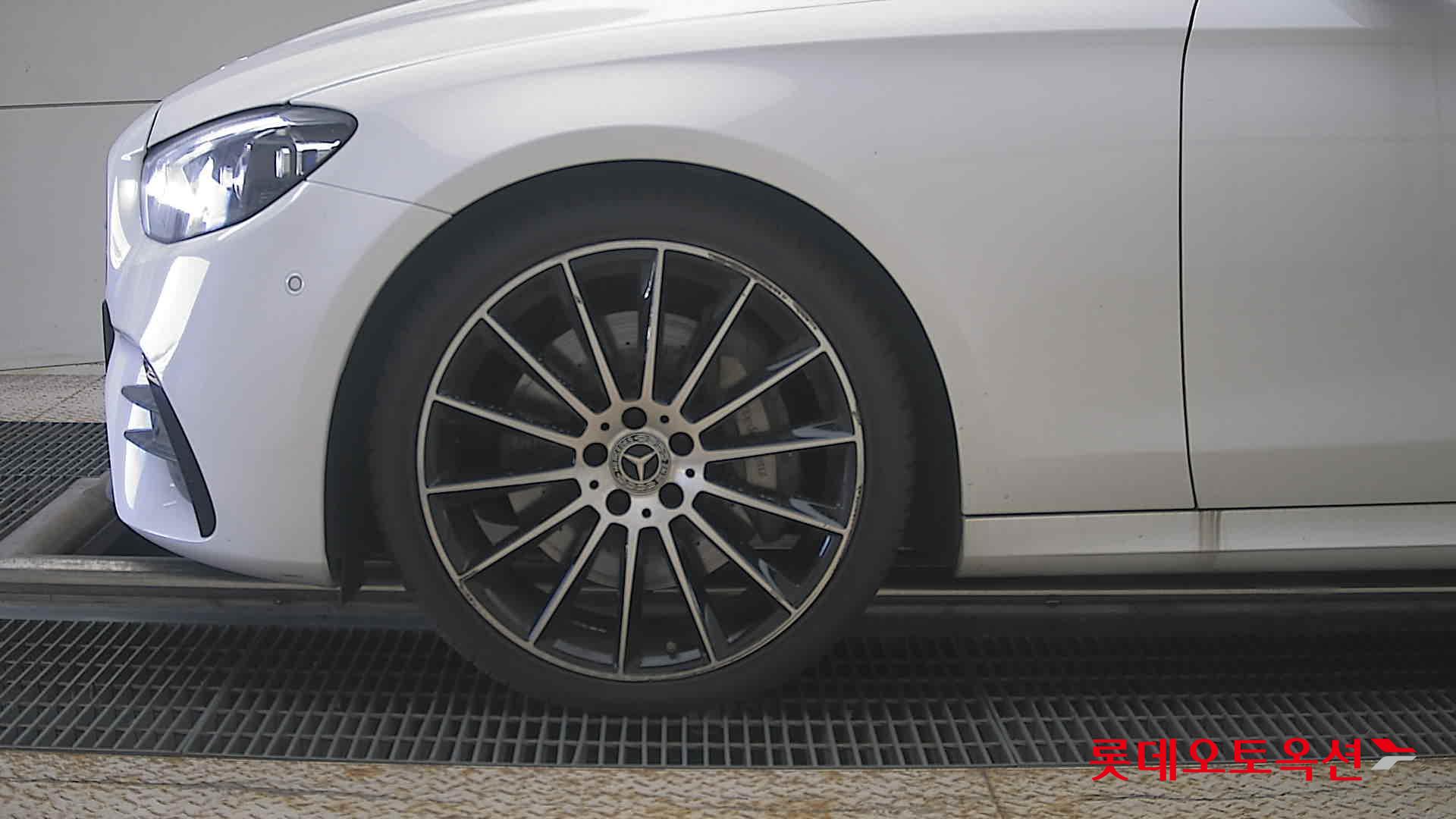 مرسيدس بنز E350 2023 4M LINE