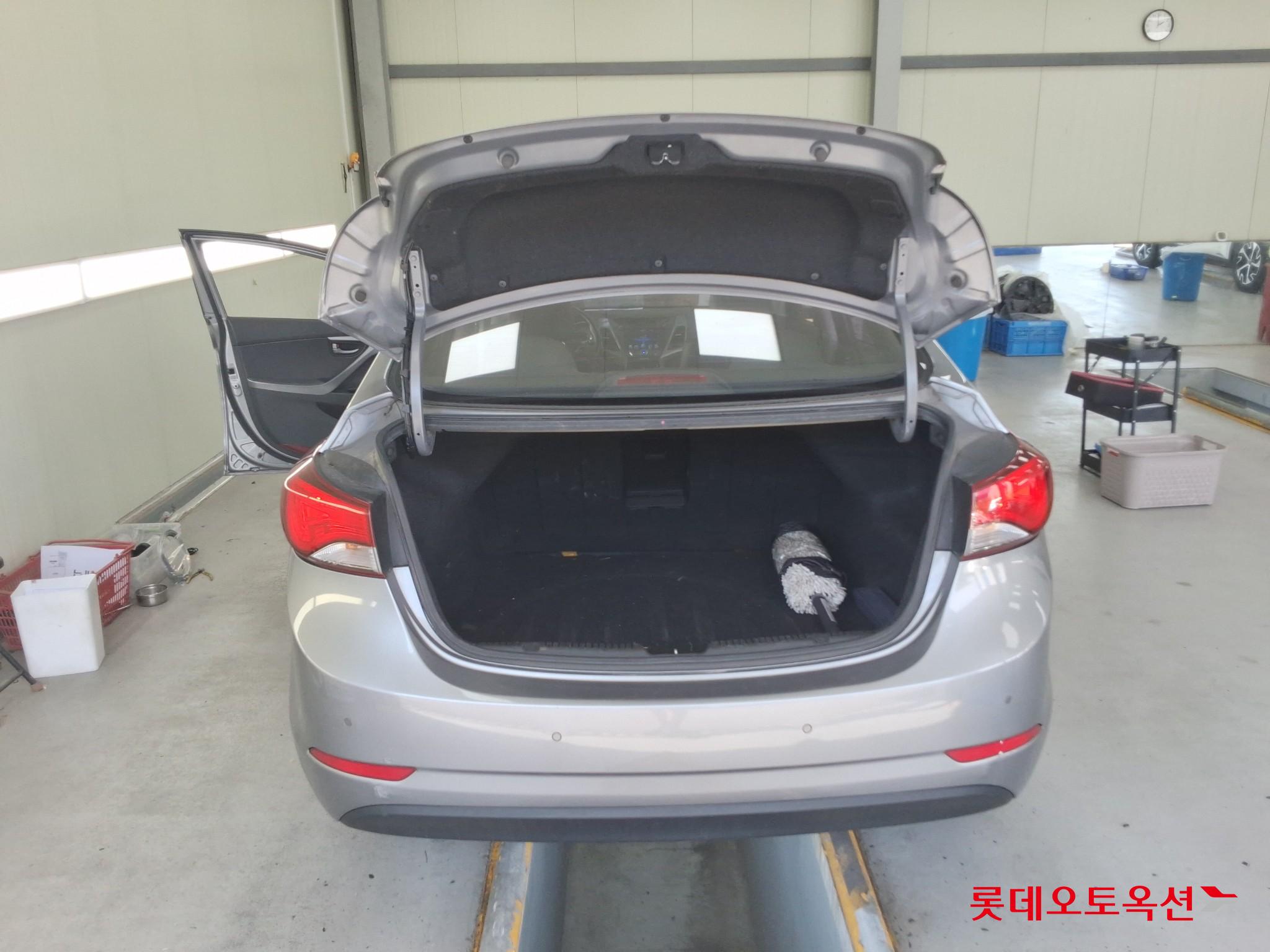 هيونداي أفانتي 2015 SMART