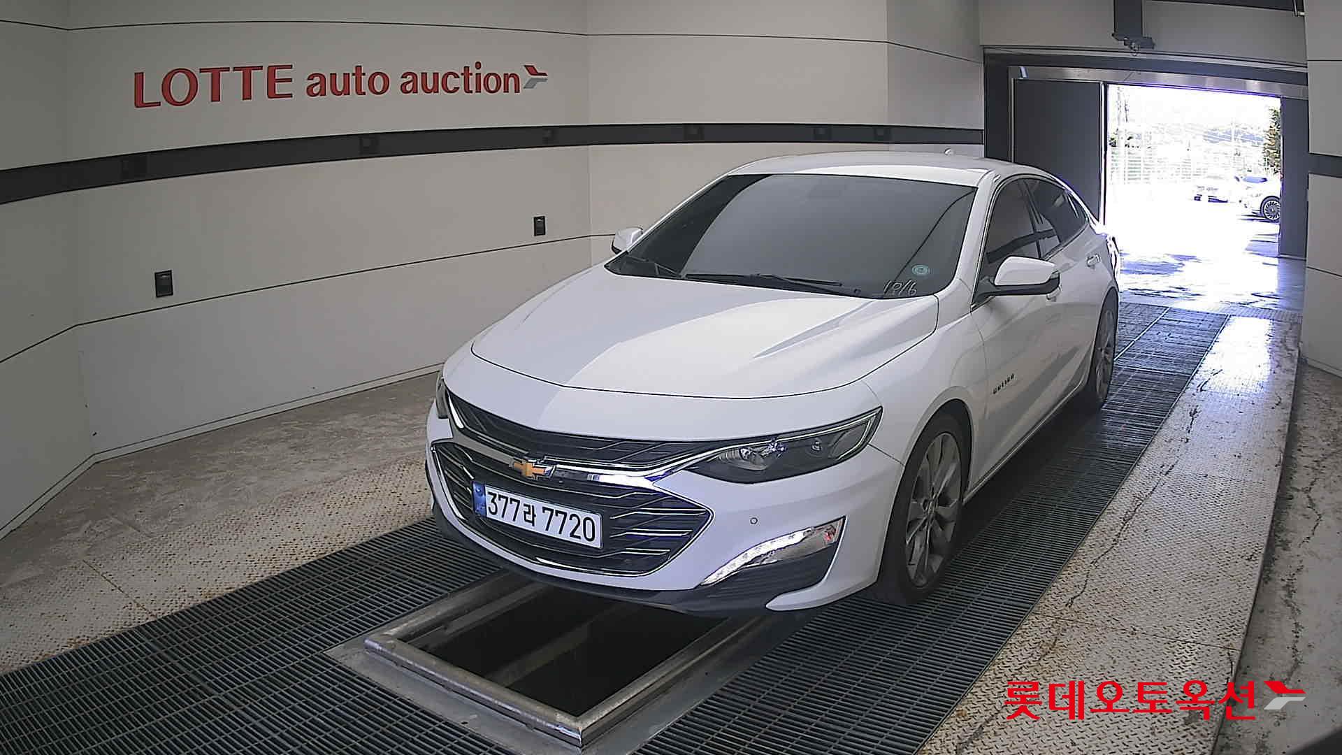 Chevrolet Malibu 2021 — фото з Lotte Auto Auction