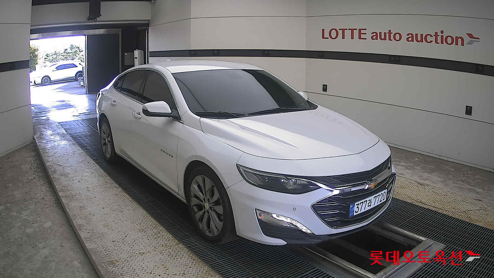 Korea G M Malibu 2.0 TURBO 2021 Белый из Кореи, фото 2