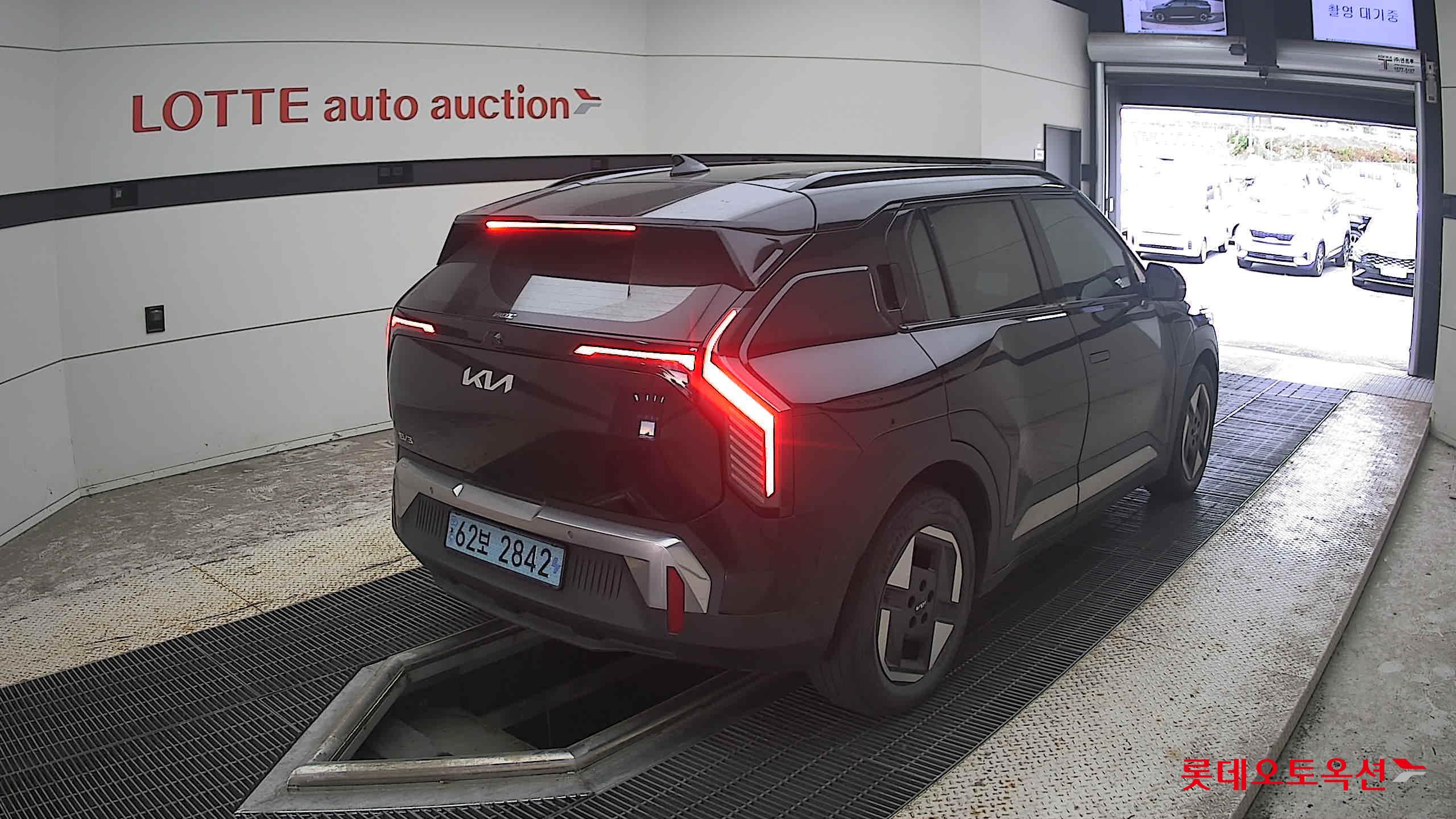 كيا Ev3 2025 AT