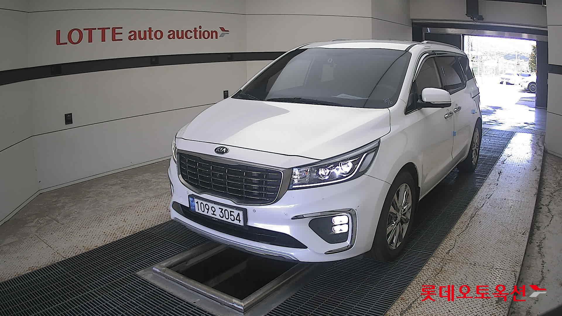 Kia Carnival 2019 — авто из Кореи под ключ