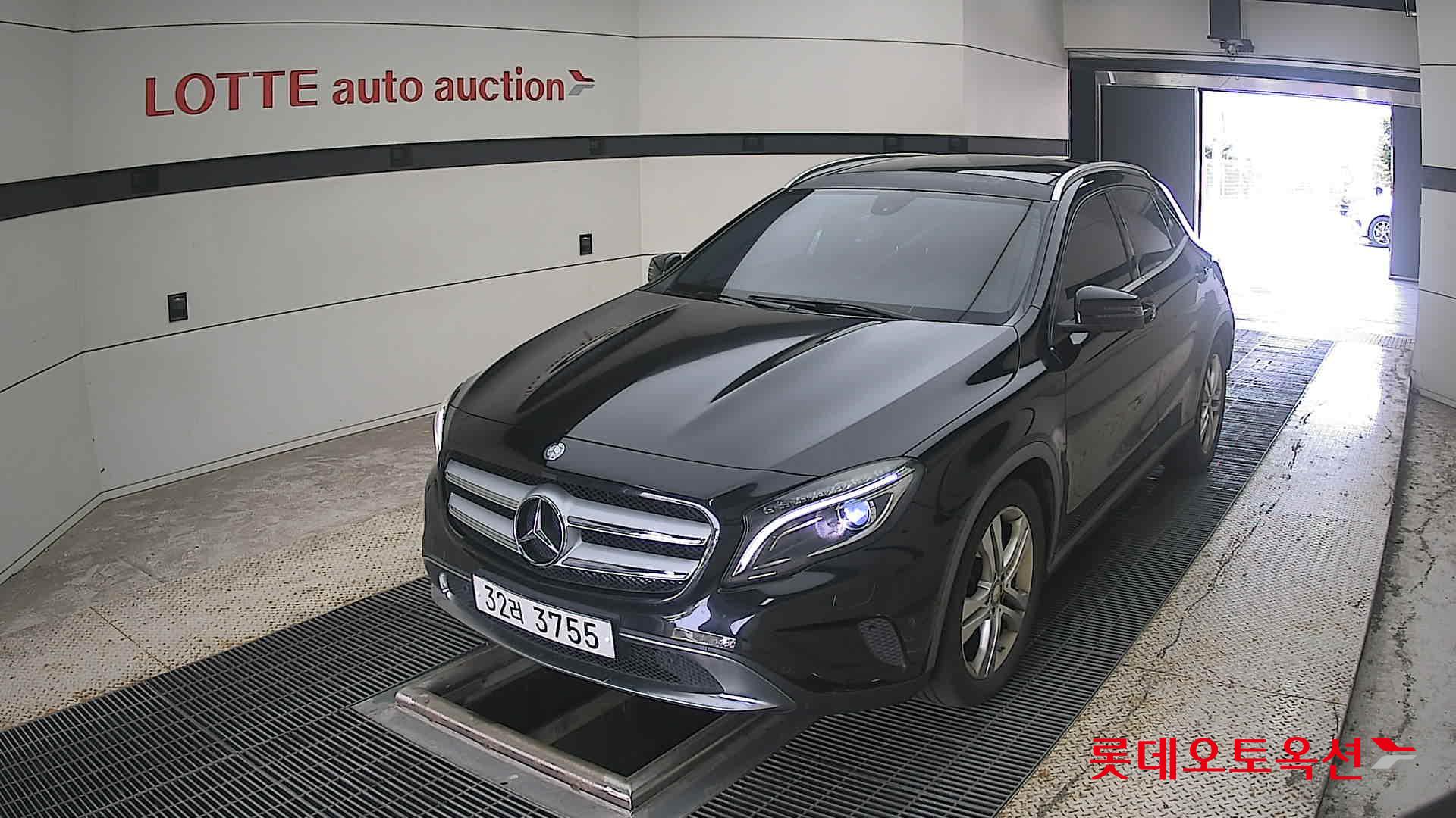 كرايسلر 200 2015 4MATIC