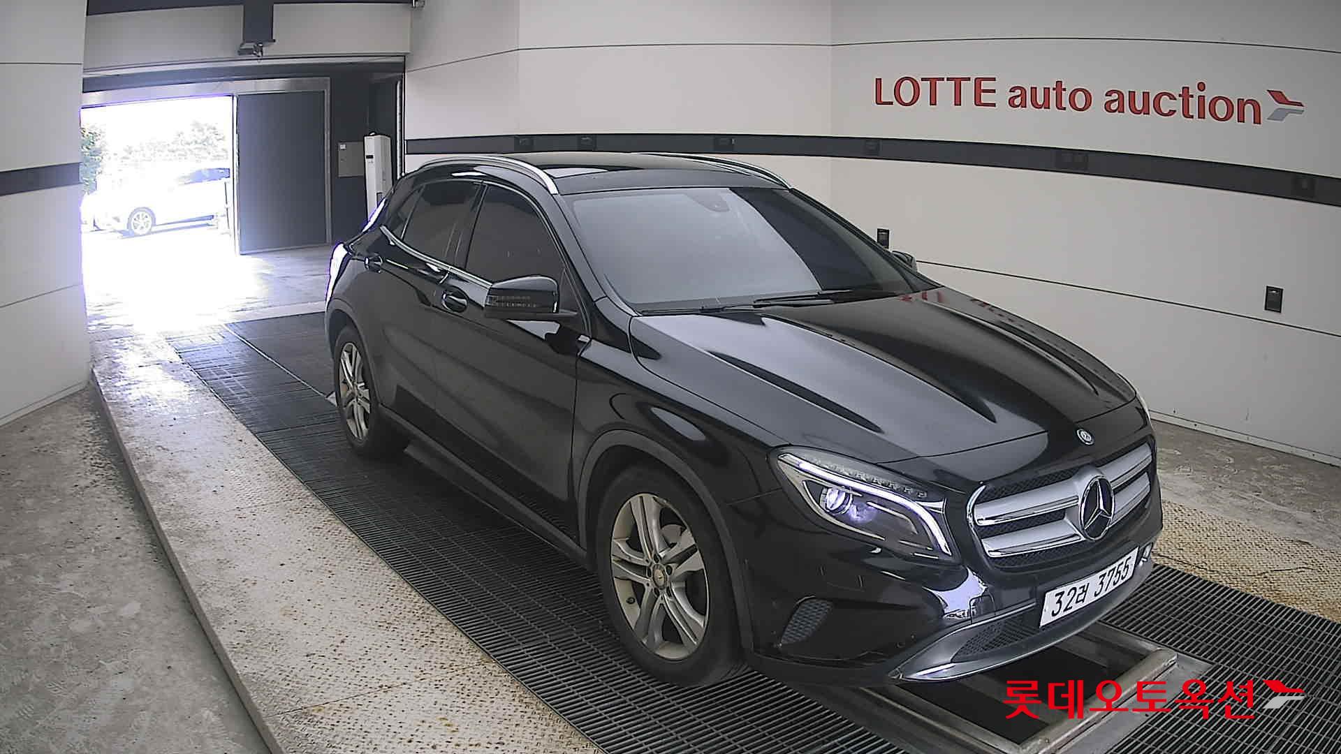 كرايسلر 200 2015 4MATIC