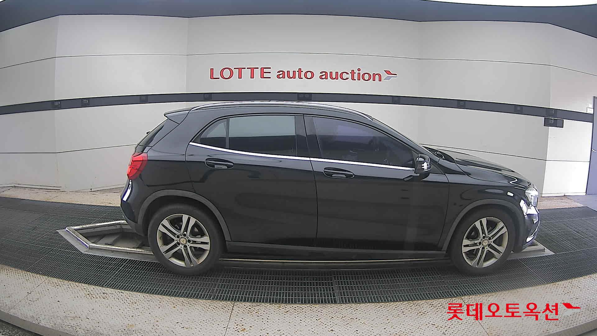 كرايسلر 200 2015 4MATIC