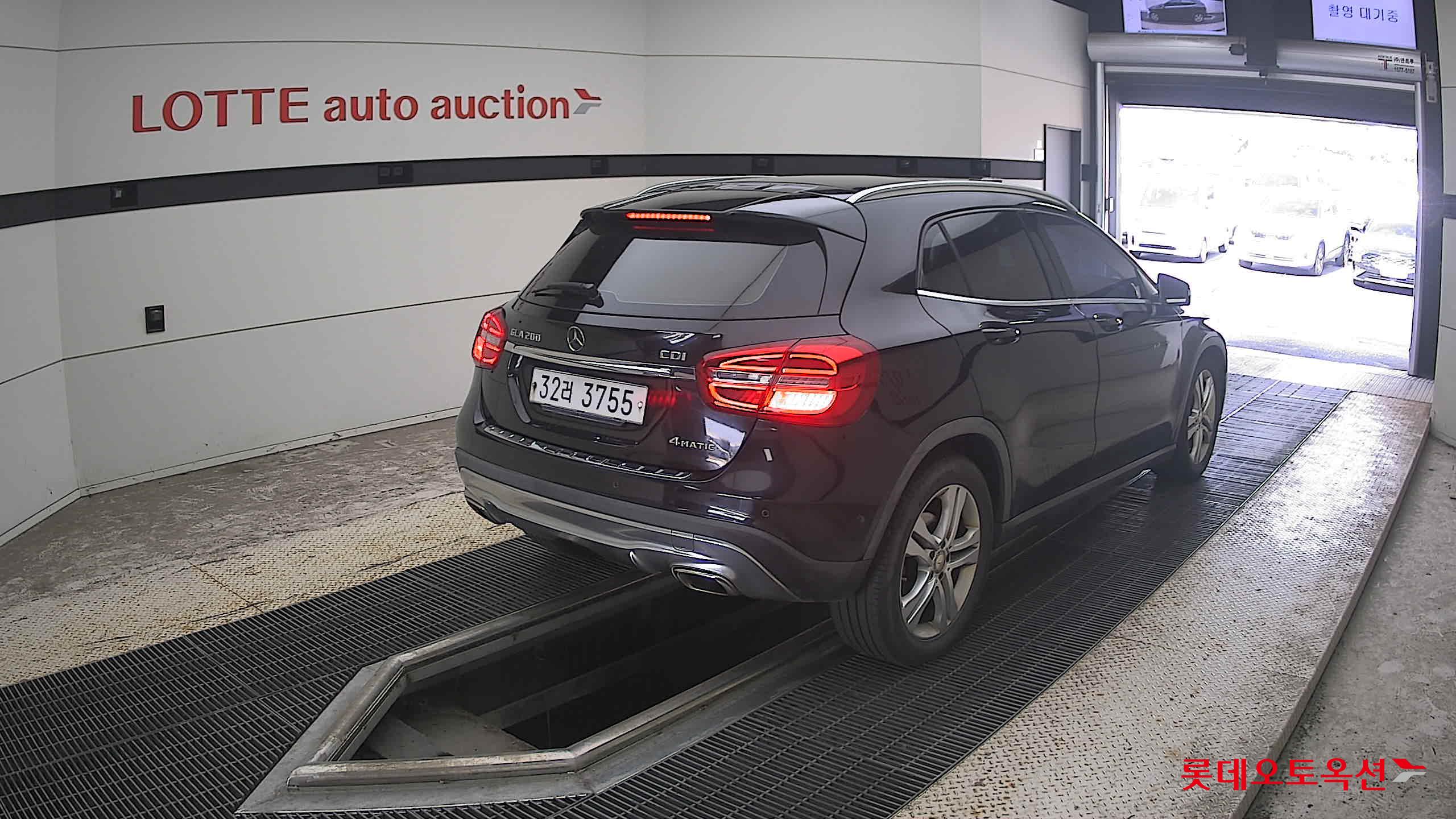كرايسلر 200 2015 4MATIC