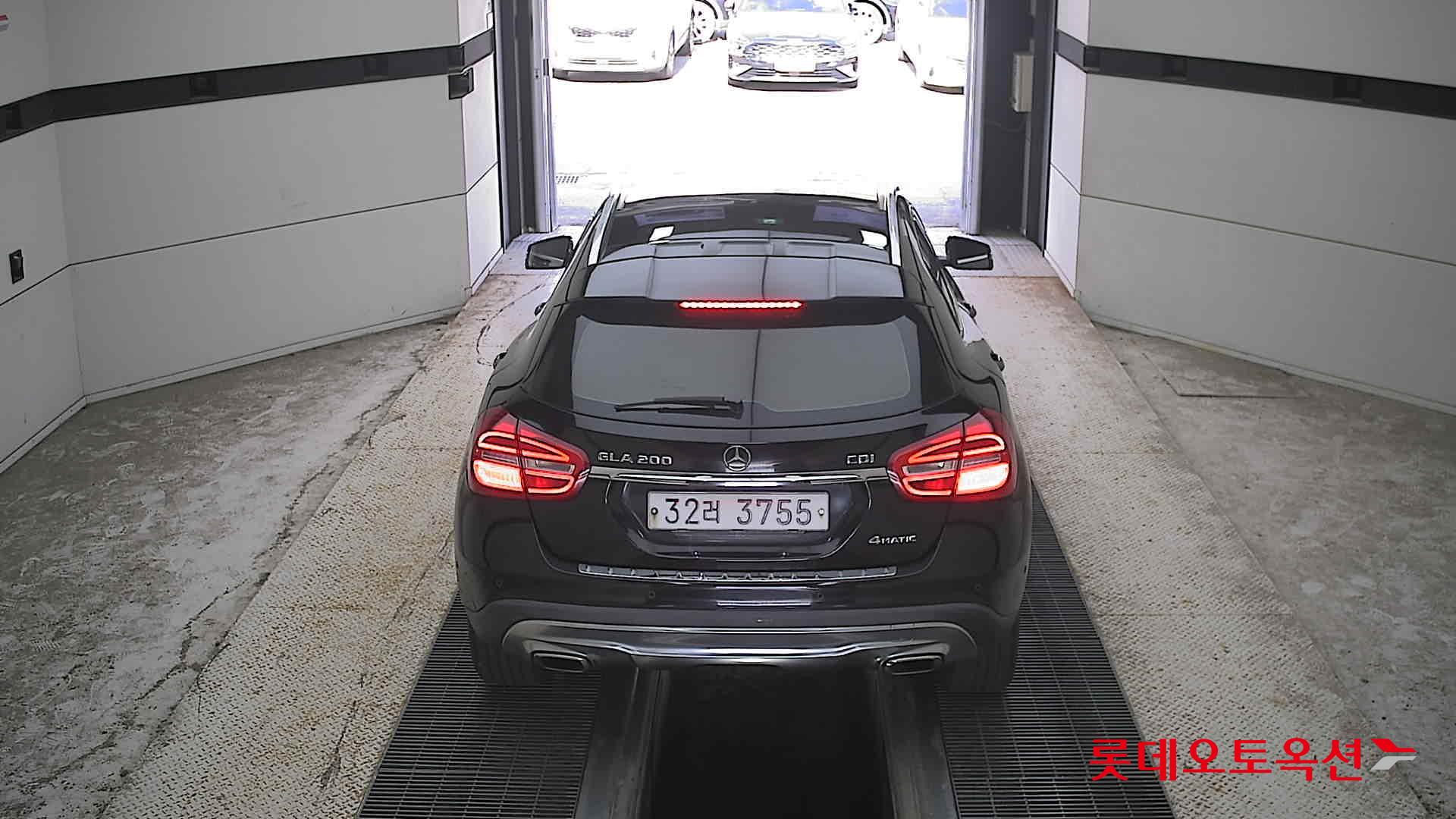 كرايسلر 200 2015 4MATIC