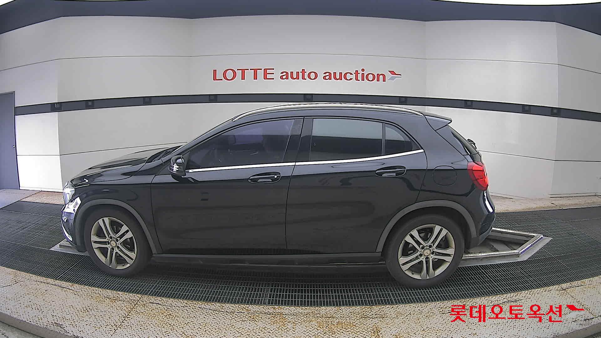 كرايسلر 200 2015 4MATIC