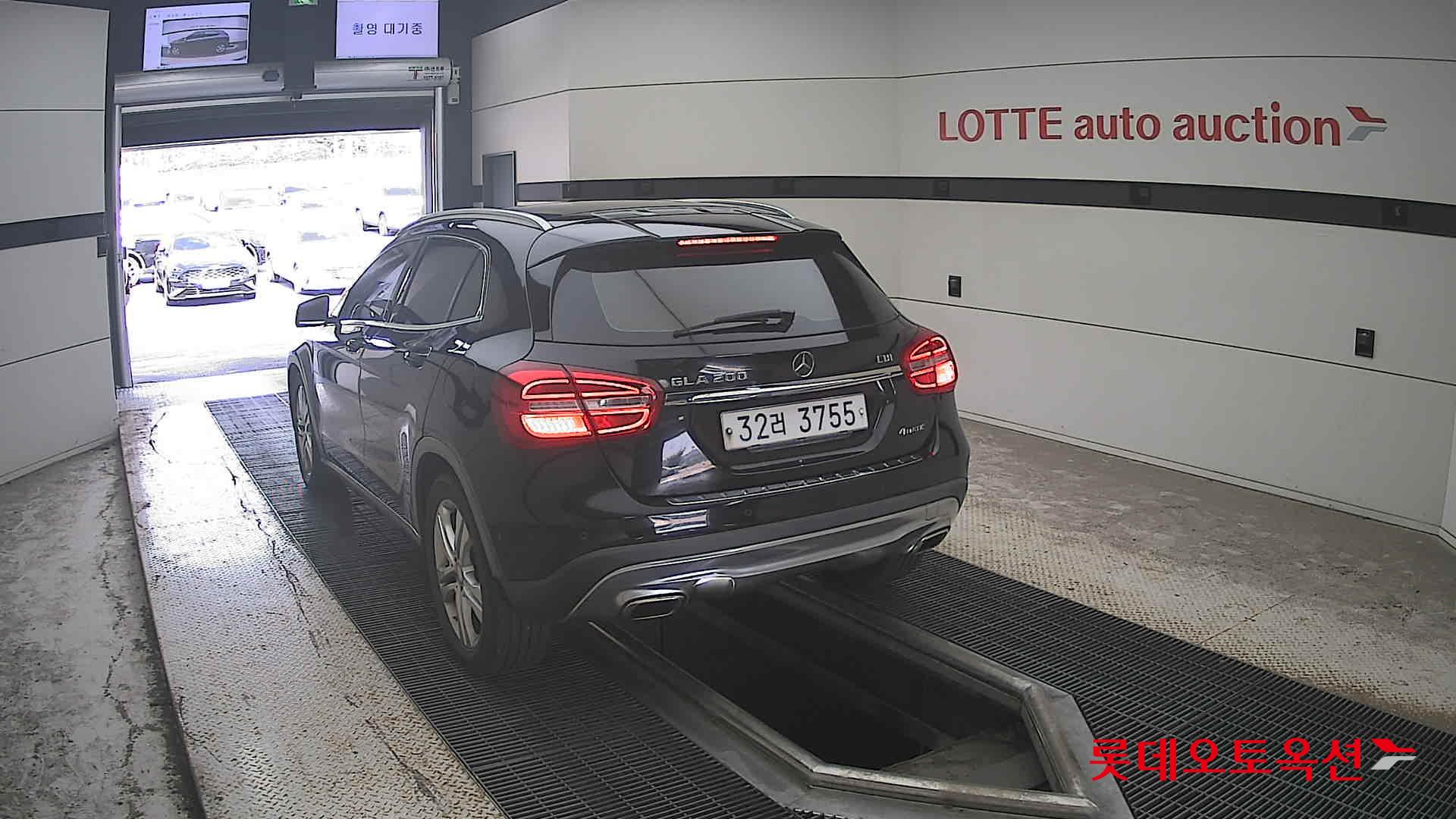 كرايسلر 200 2015 4MATIC