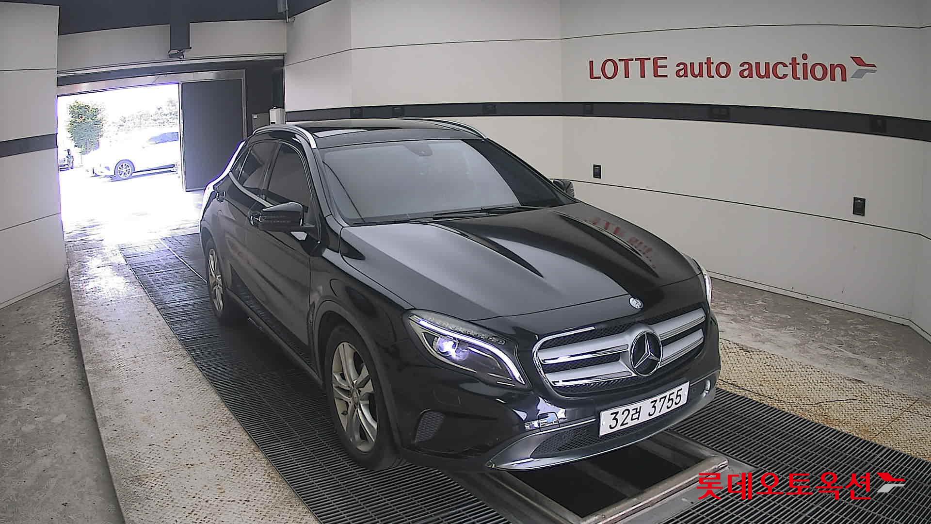 كرايسلر 200 2015 4MATIC