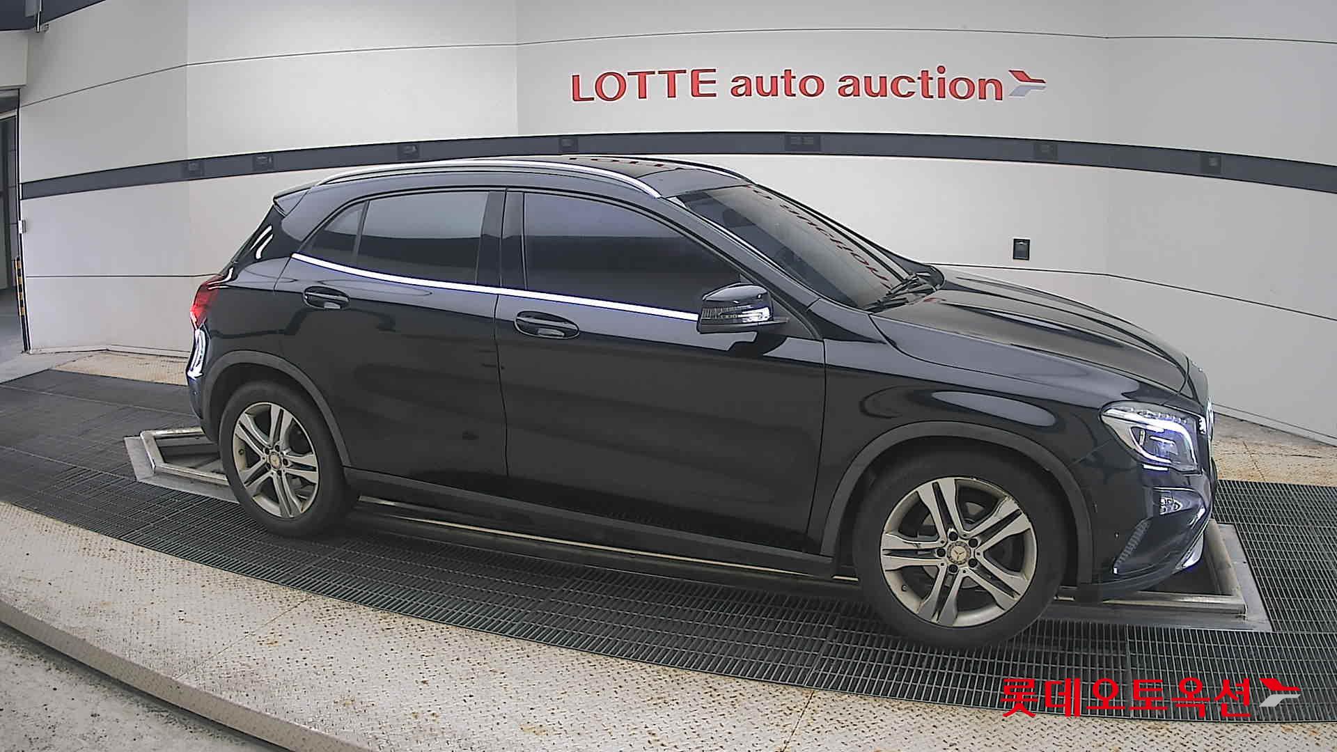 كرايسلر 200 2015 4MATIC
