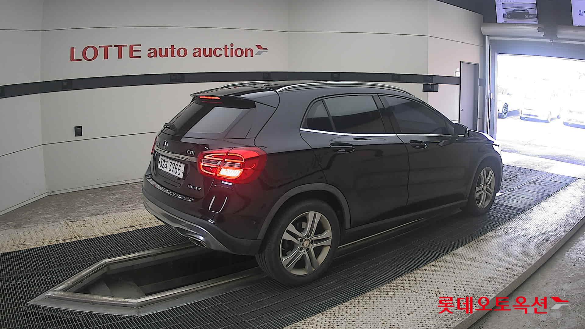 كرايسلر 200 2015 4MATIC