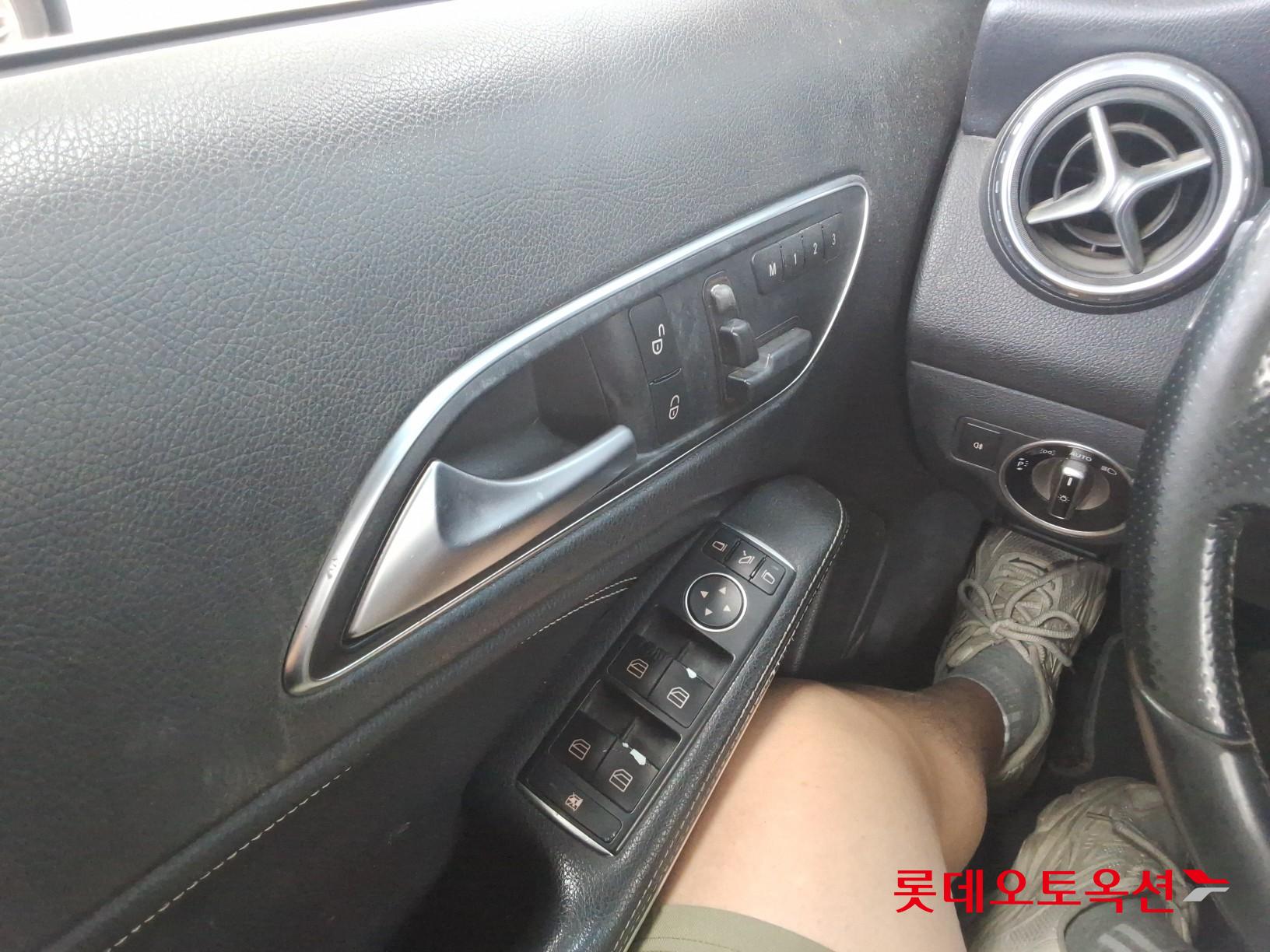 كرايسلر 200 2015 4MATIC