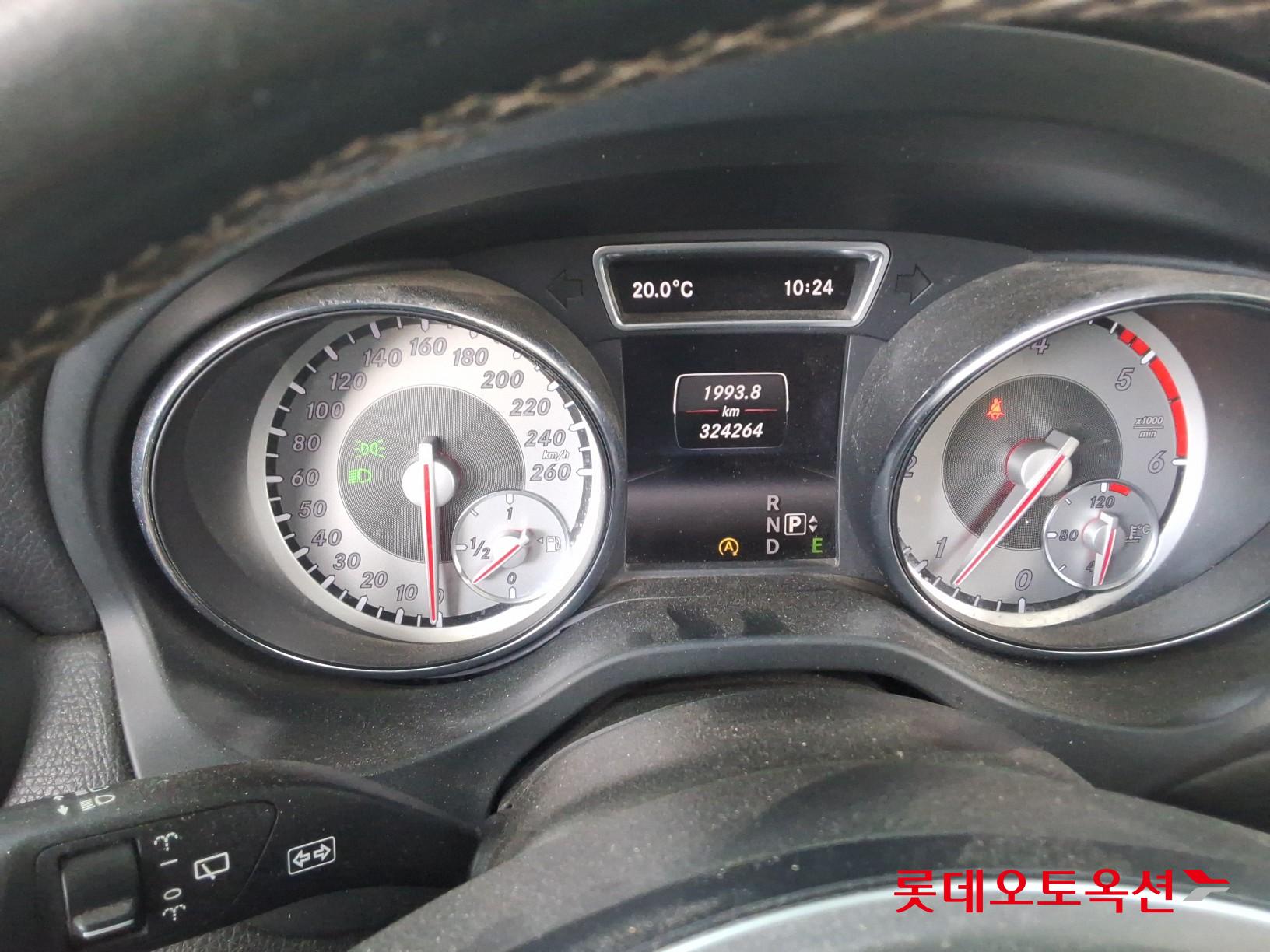 كرايسلر 200 2015 4MATIC