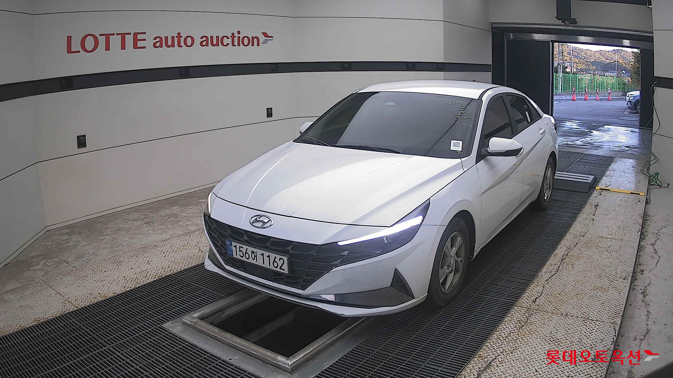 هيونداي أفانتي 2023 SMART